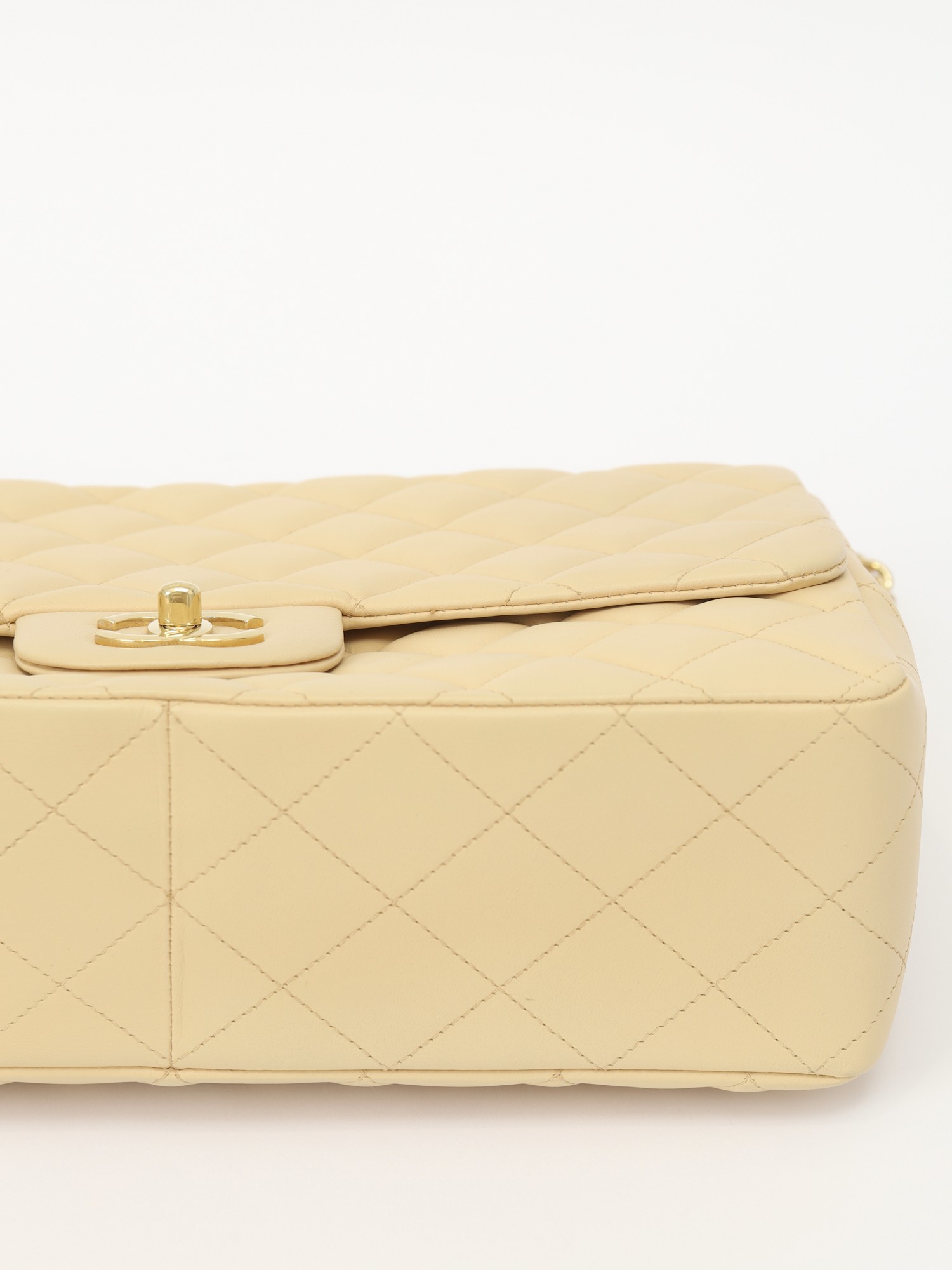 Chanel Timeless Classic 7