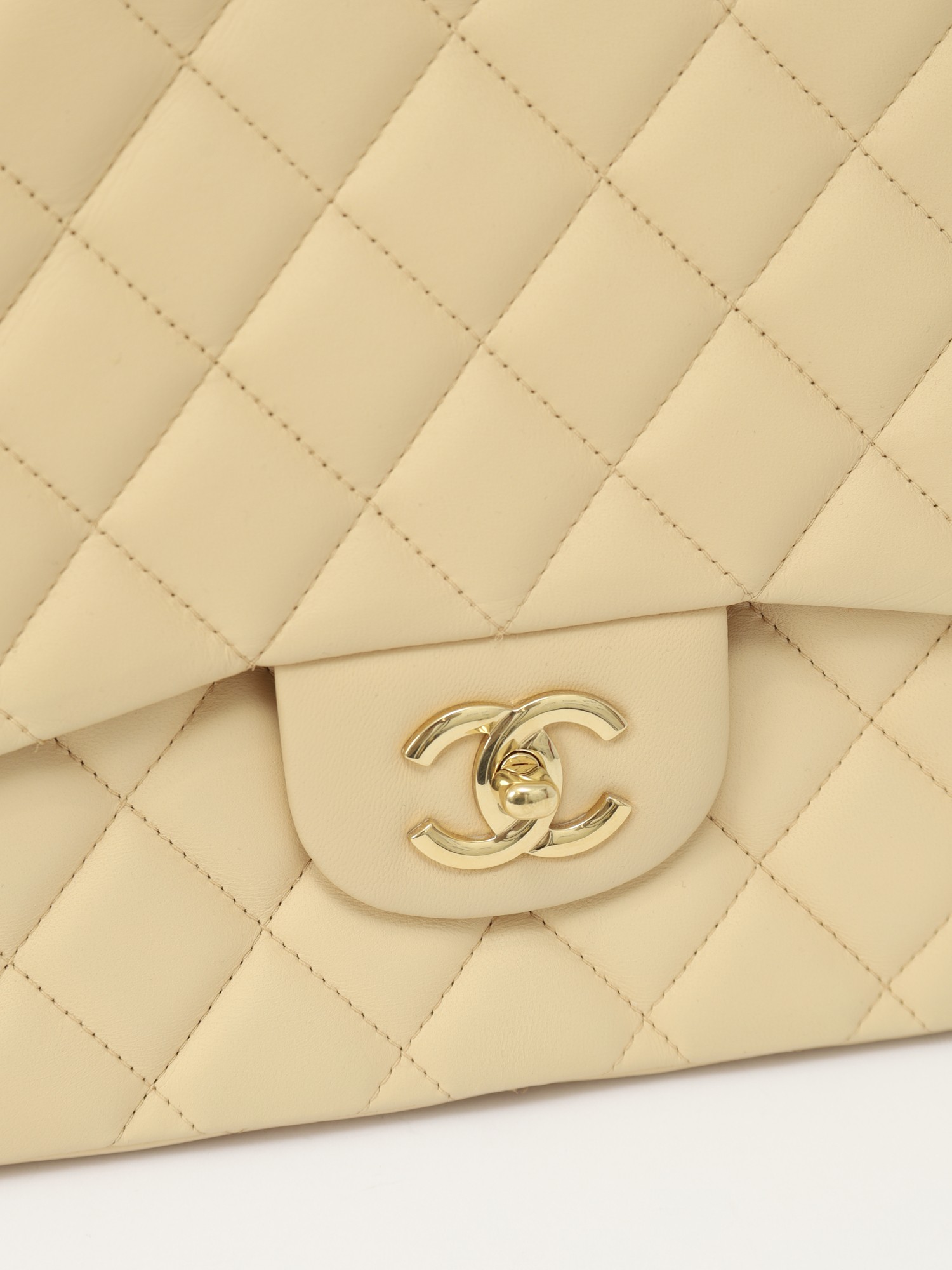 Chanel Timeless Classic 5