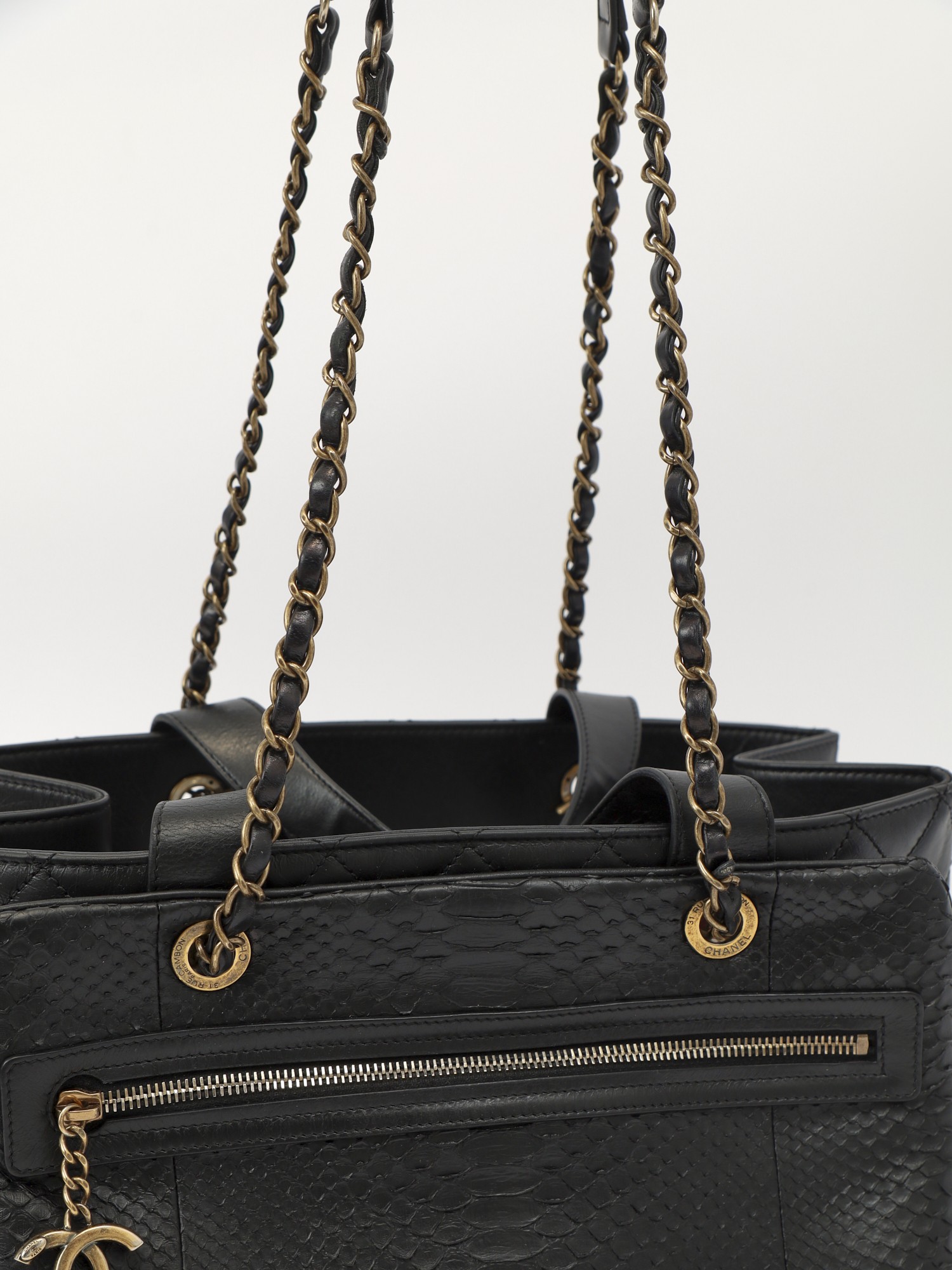 Chanel Leather Bag  4