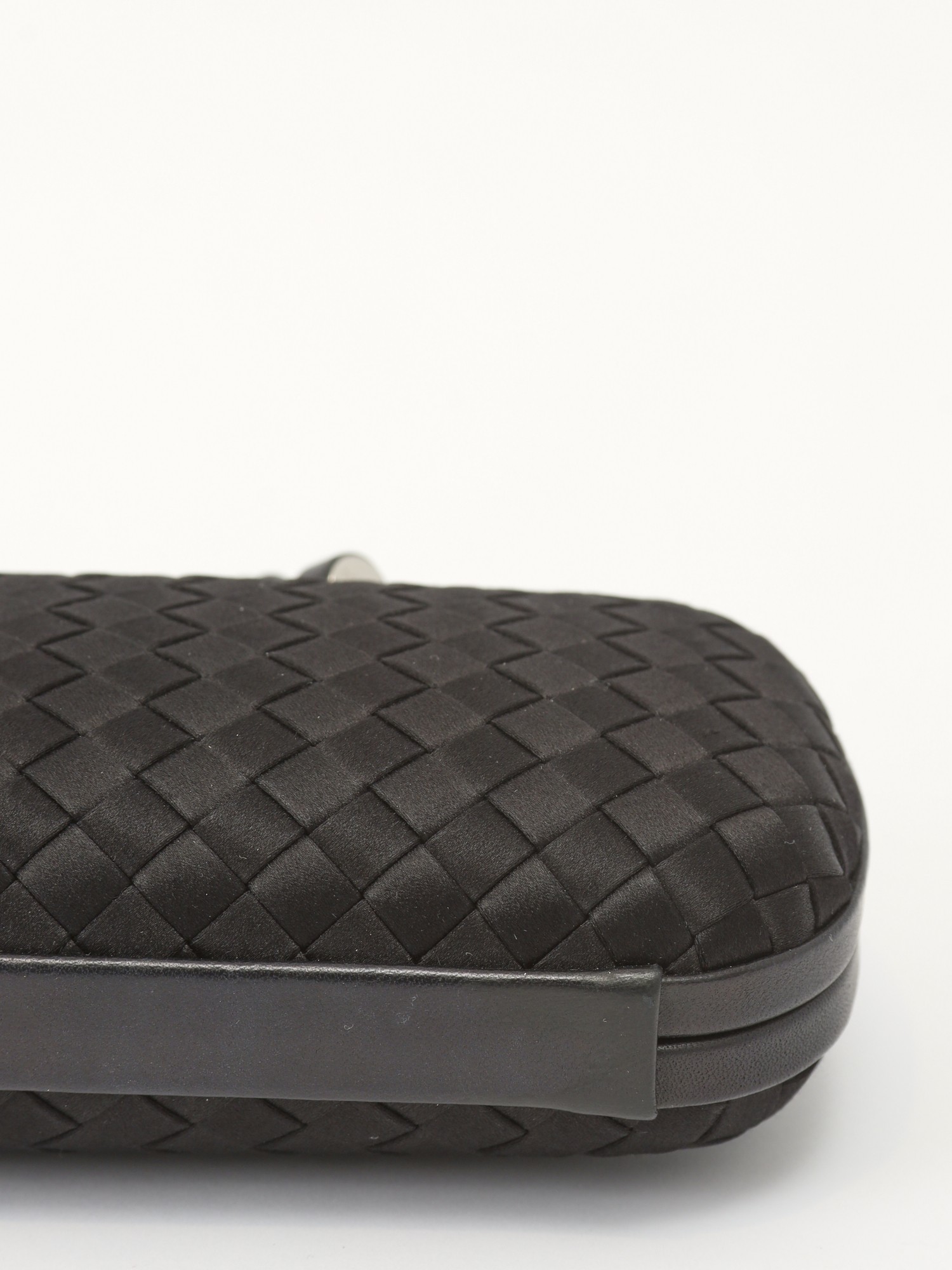 Bottega Veneta Knot 6