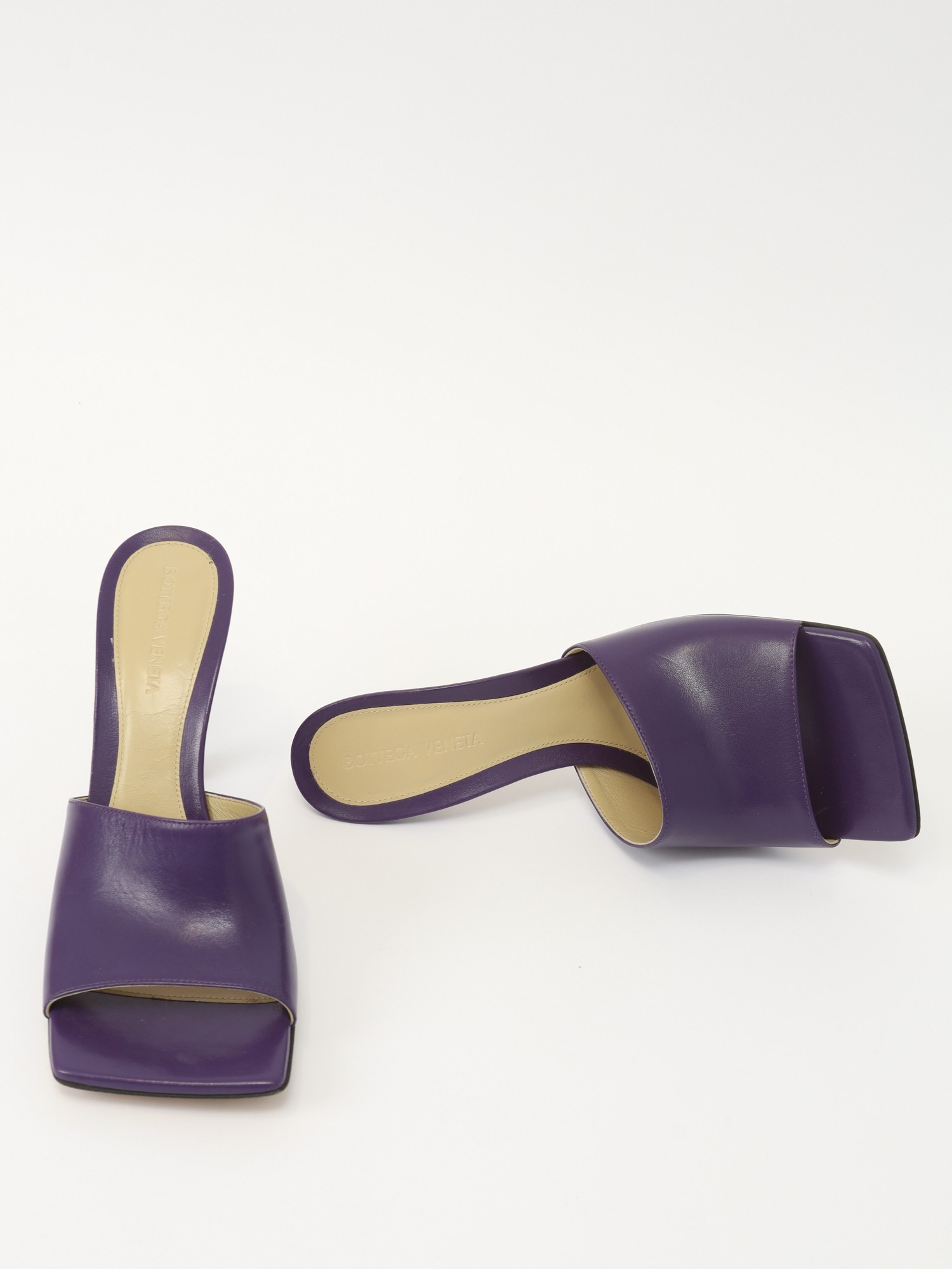 Bottega Veneta Shoes 39 5