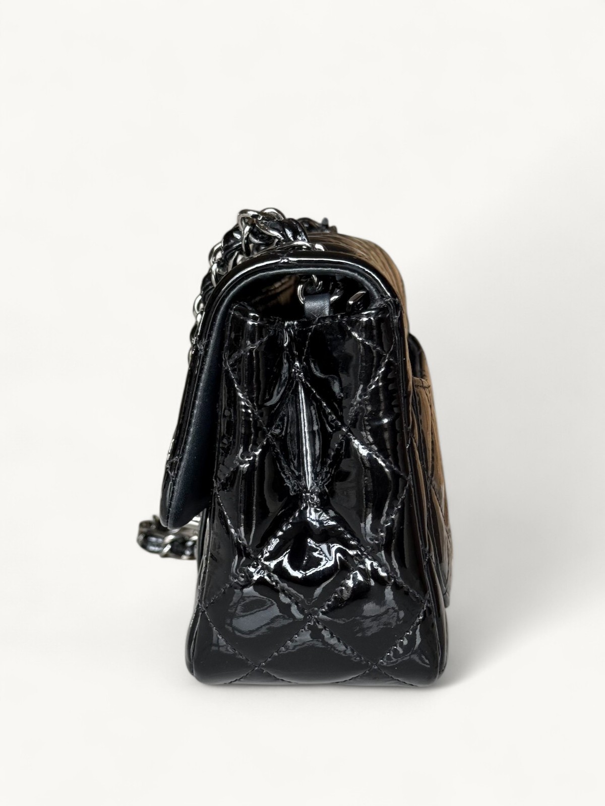 Chanel Timeless Classic 2