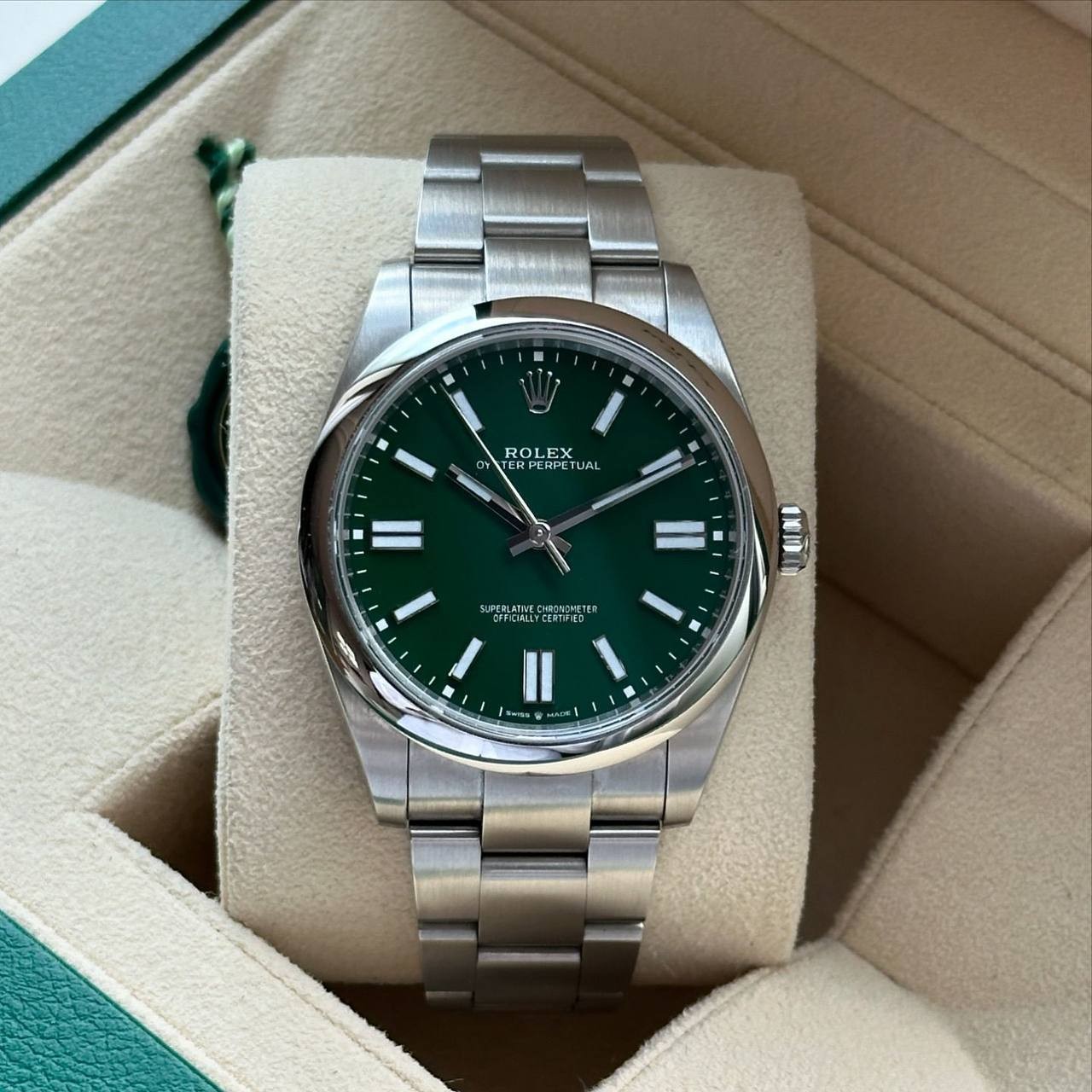 Rolex Oyster Perpetual  2