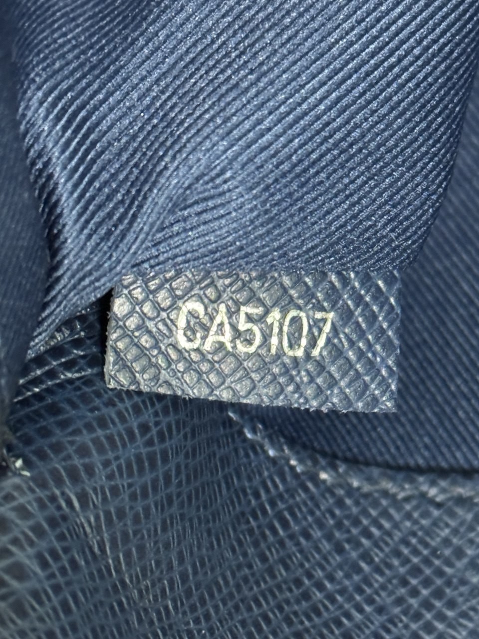 Louis Vuitton Anton 7