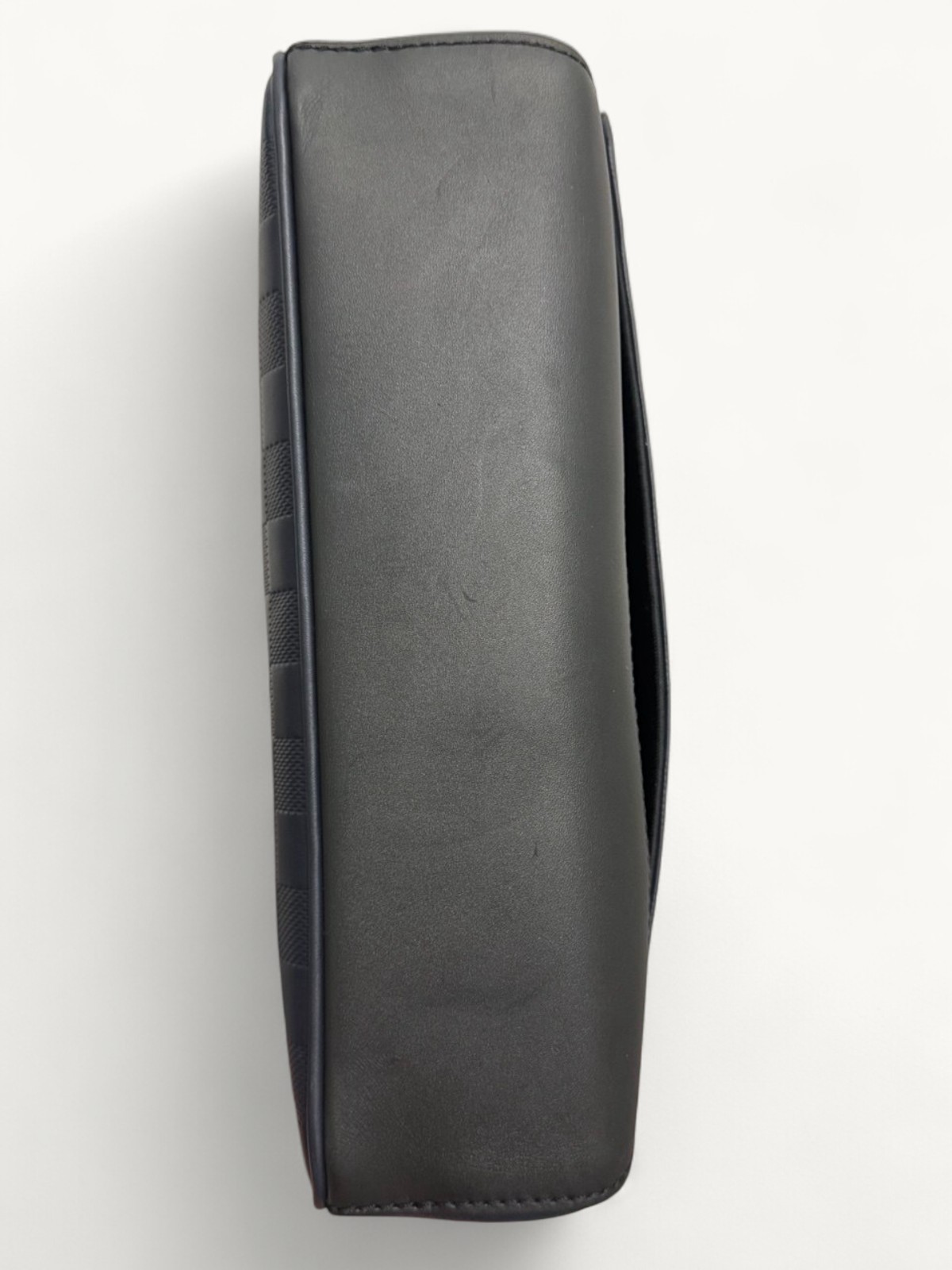 Louis Vuitton District 3