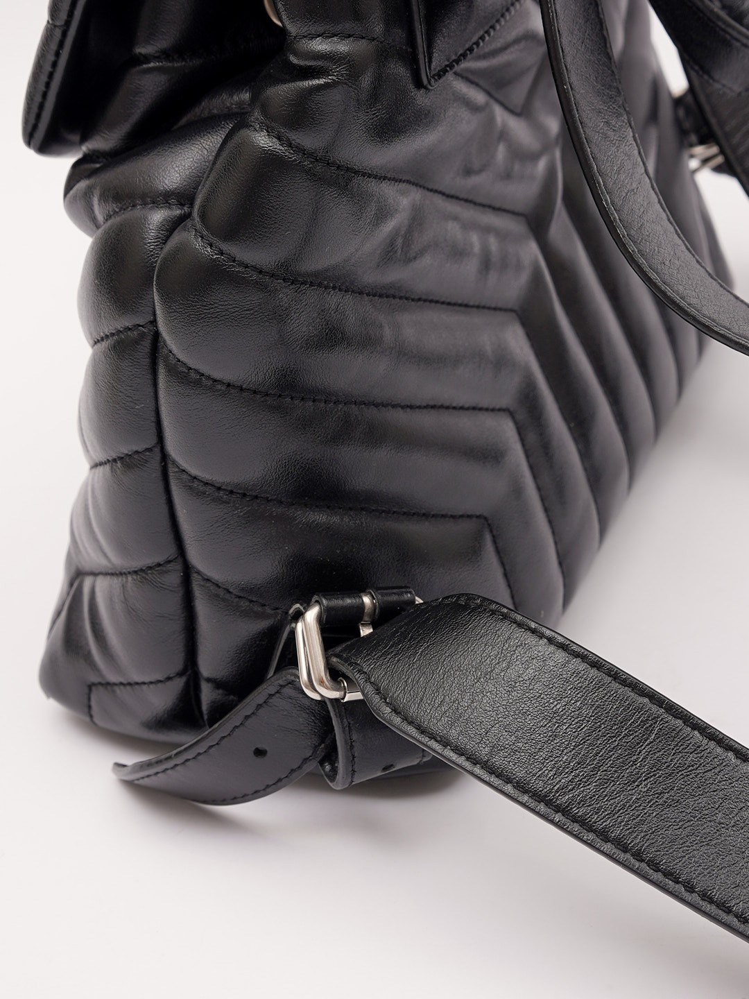 Saint Laurent Loulou 6