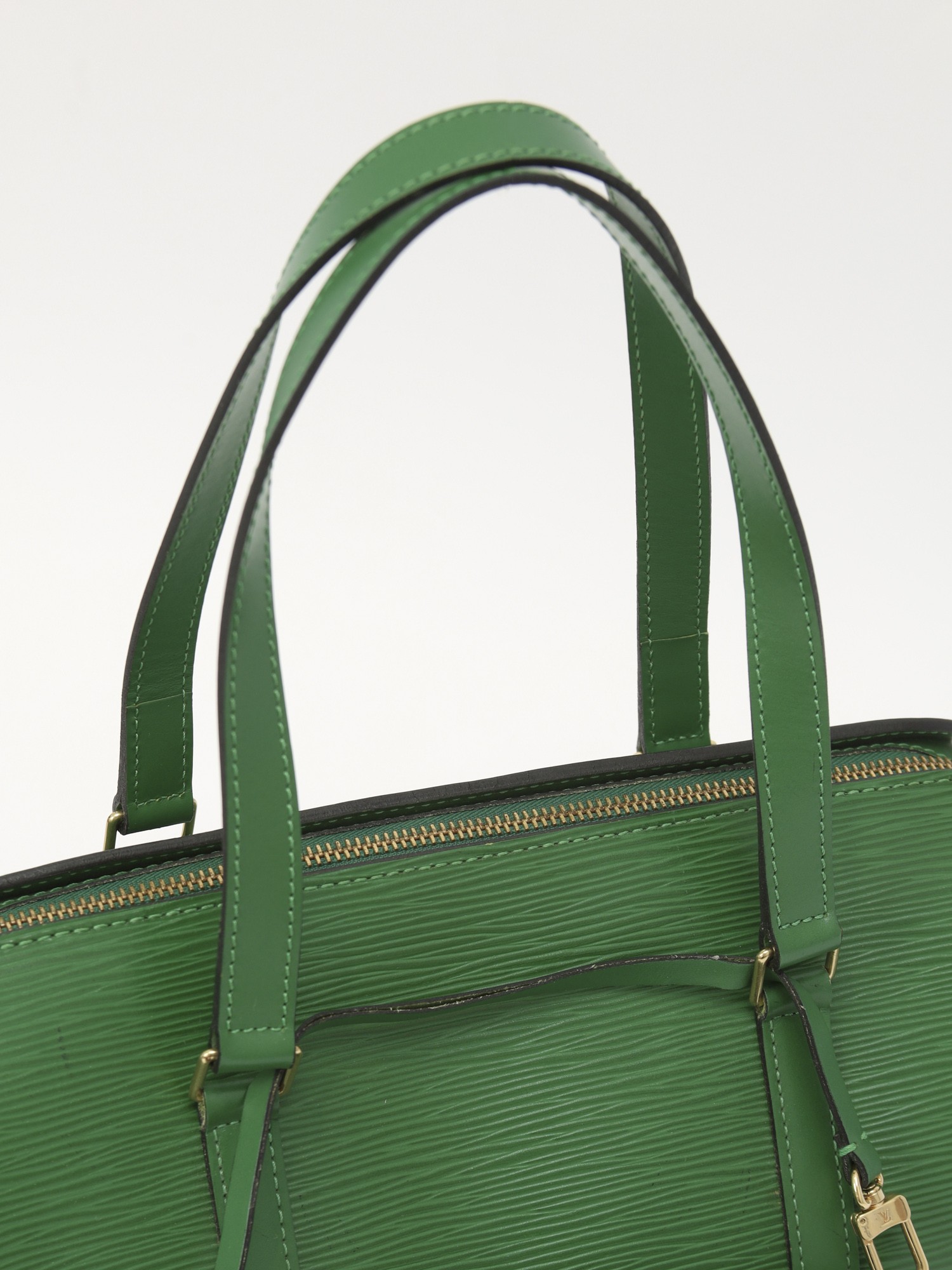 Louis Vuitton Papillon 4