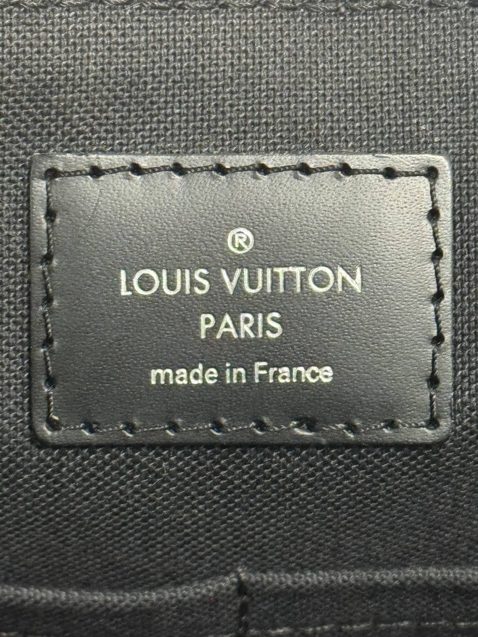 Louis Vuitton Porte Documents Jour 9