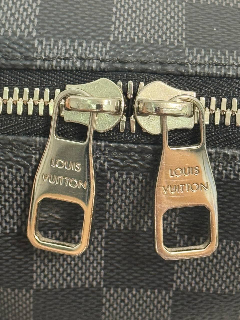 Louis Vuitton Porte Documents Jour 6