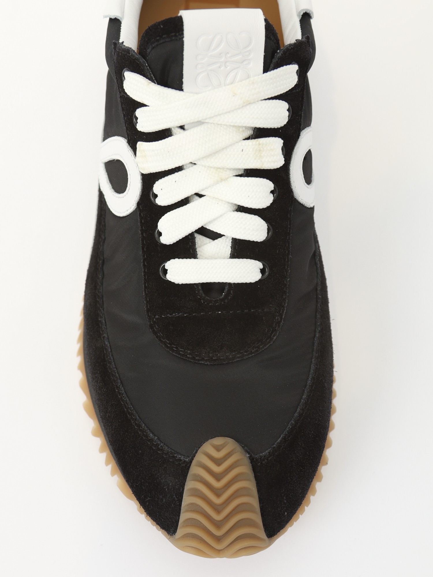 Loewe Flow Runner 37 5