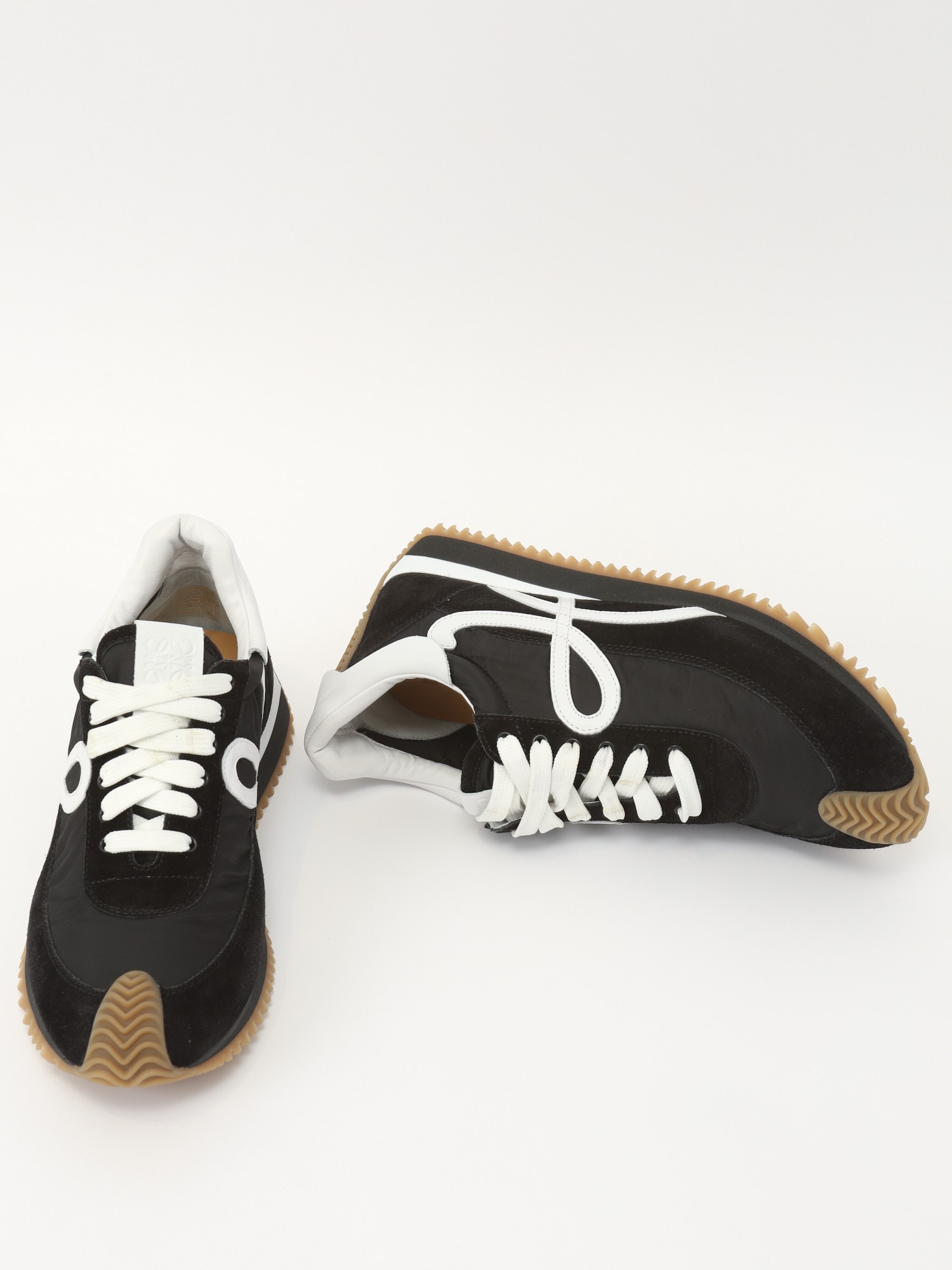 Loewe Flow Runner 36 6