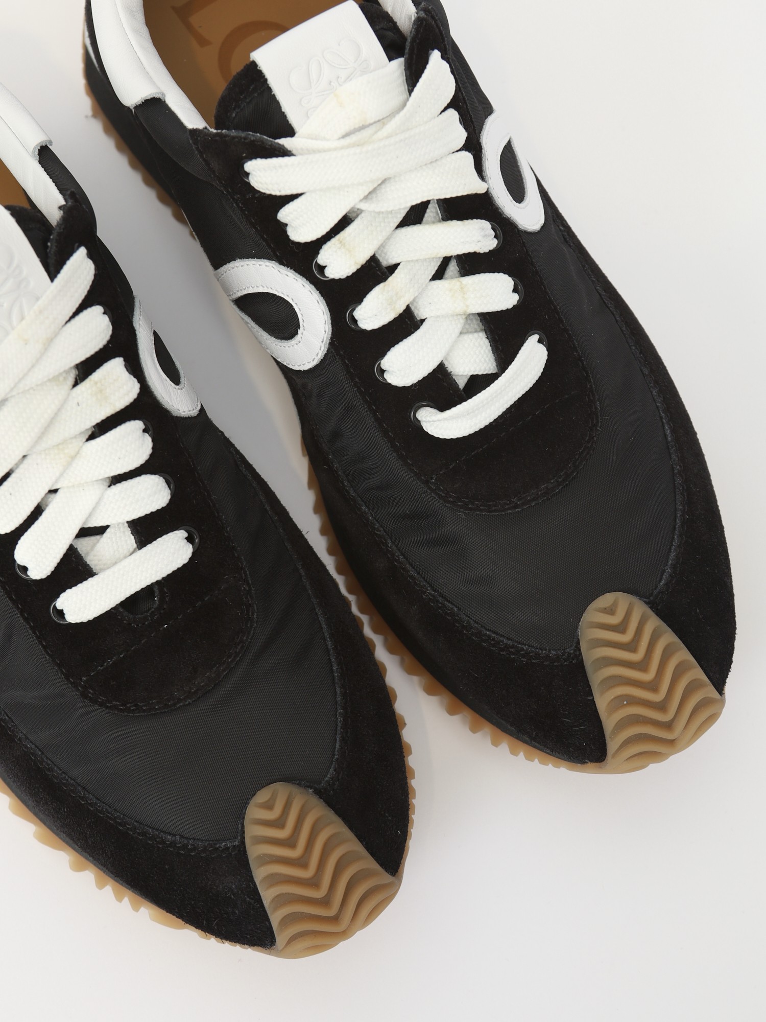 Loewe Flow Runner 36 7