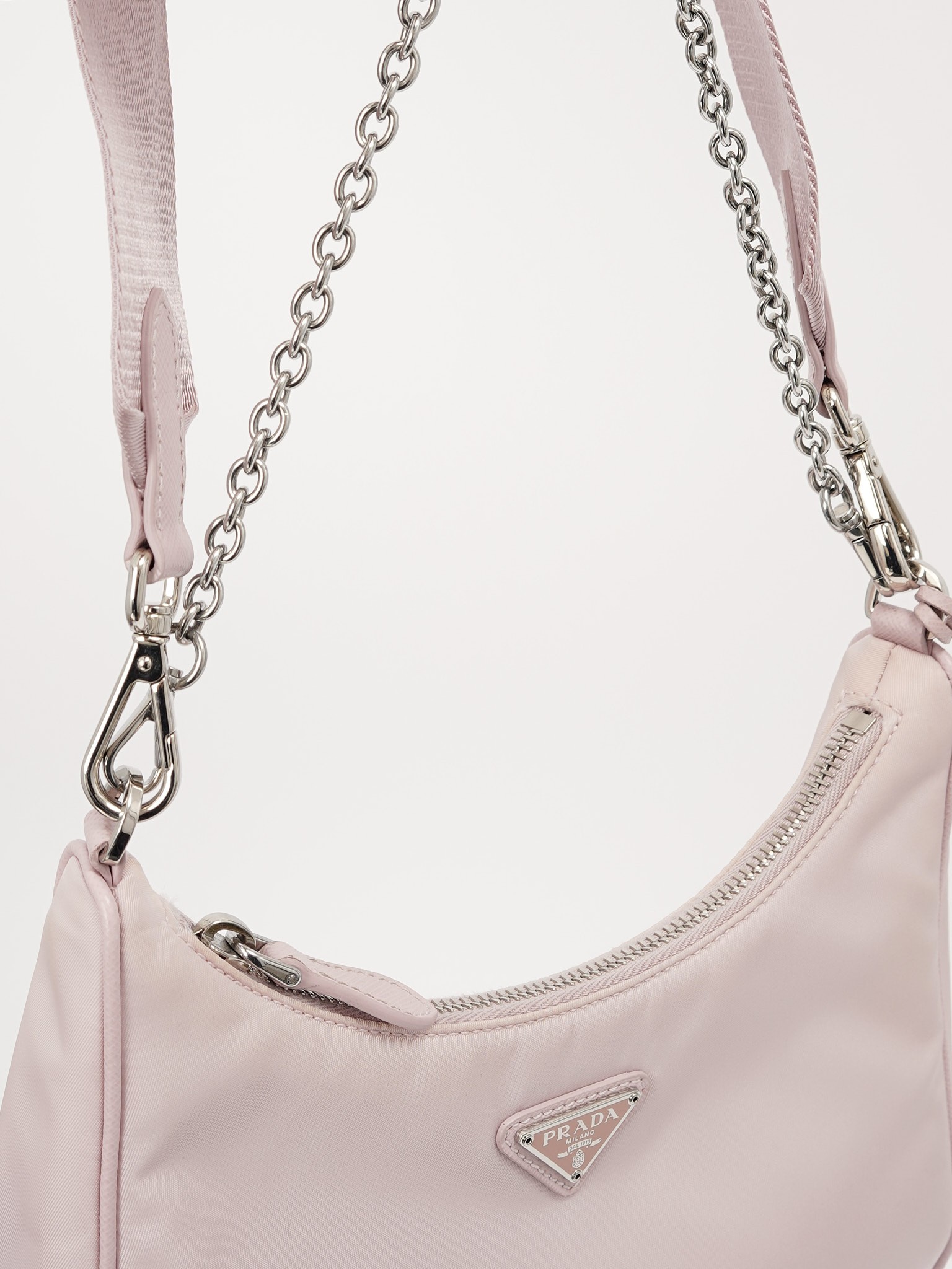 Prada Re-Edition 2005 4