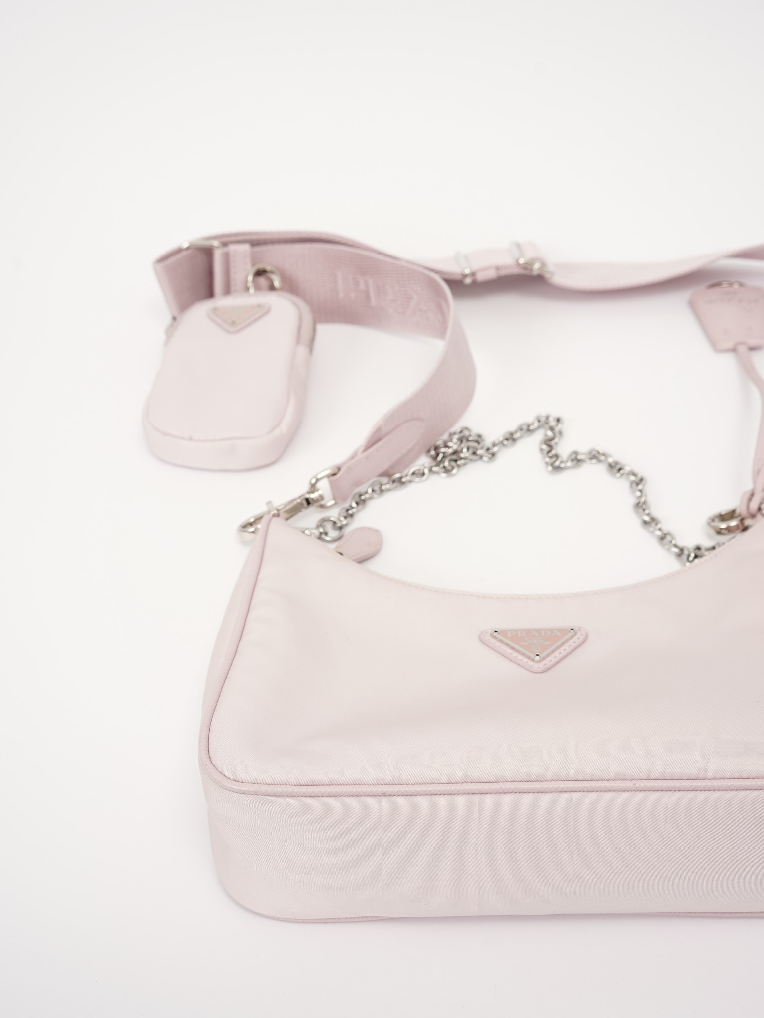 Prada Re-Edition 2005 9