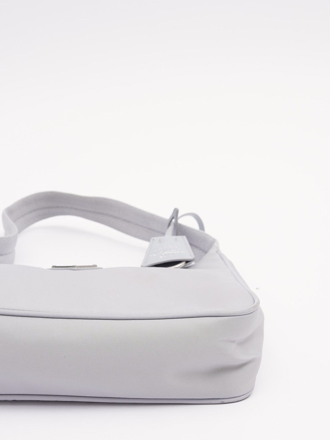 Prada Re-Edition 2000 8