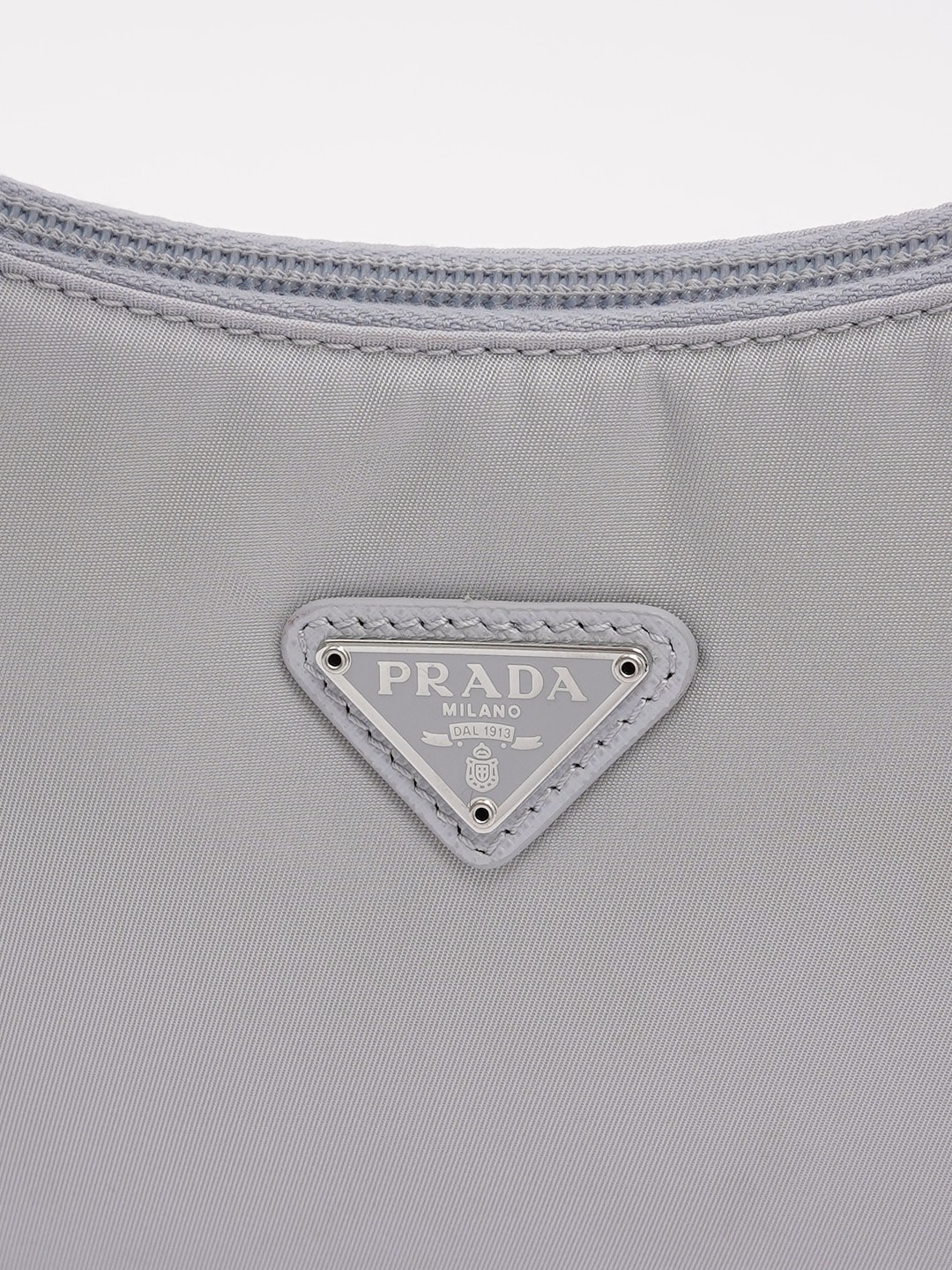 Prada Re-Edition 2000 5
