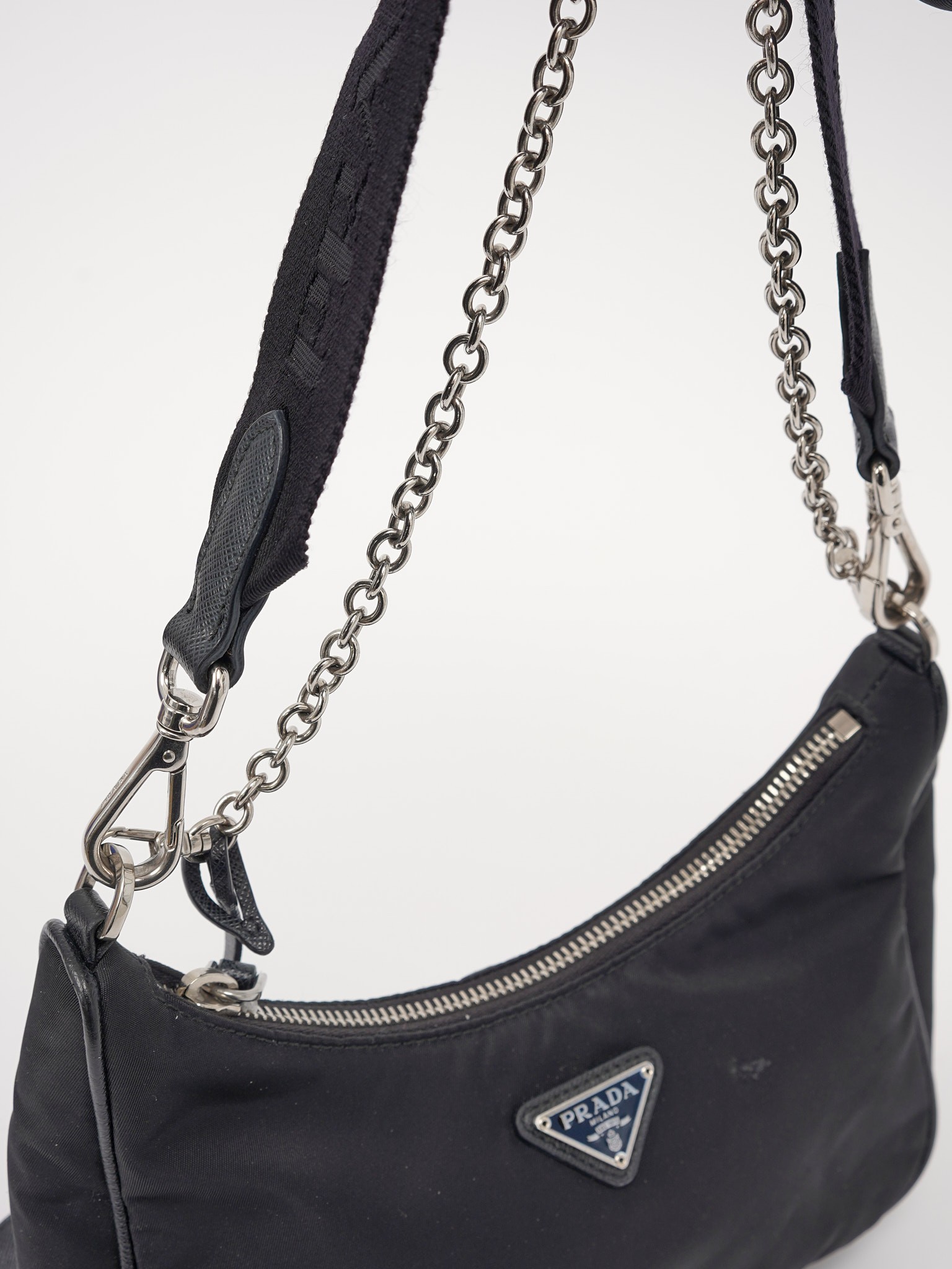 Prada Re-Edition 2005 4