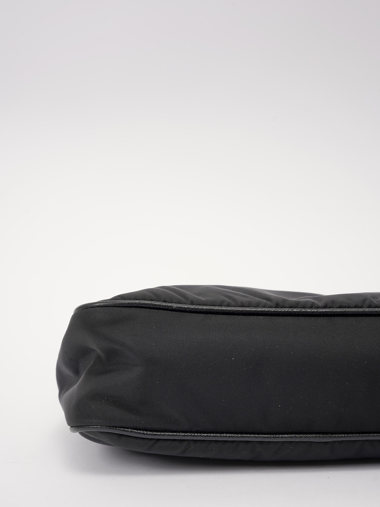 Prada Re-Edition 2005 12