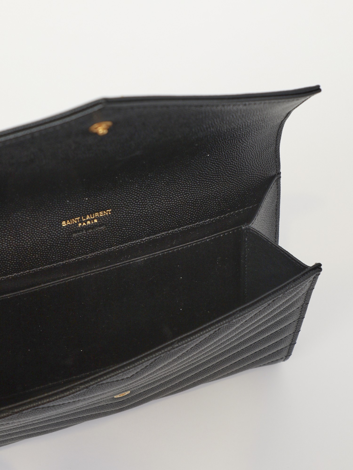 Saint Laurent Envelope 9