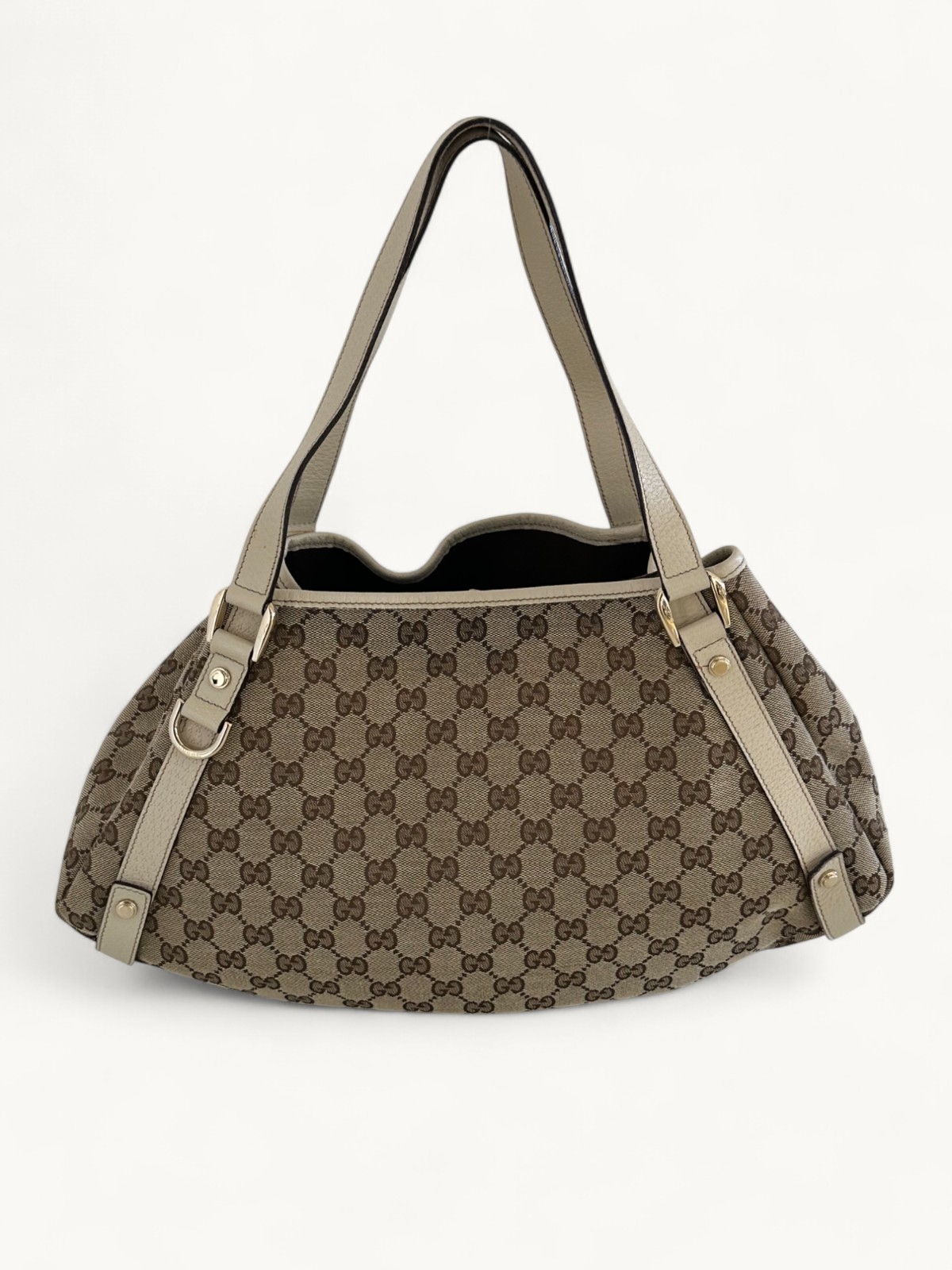 Gucci Abbey  2