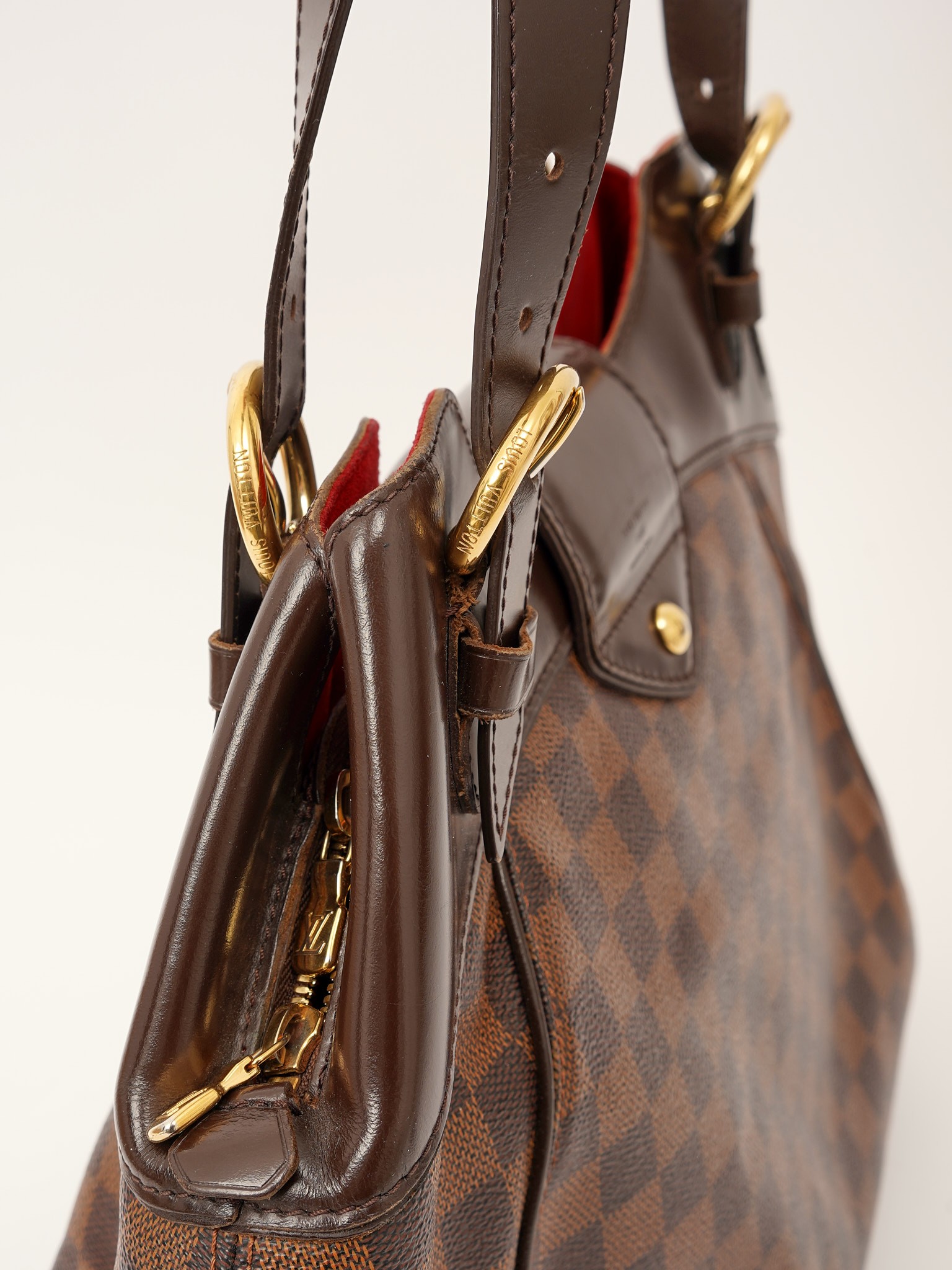 Louis Vuitton Sistina 6