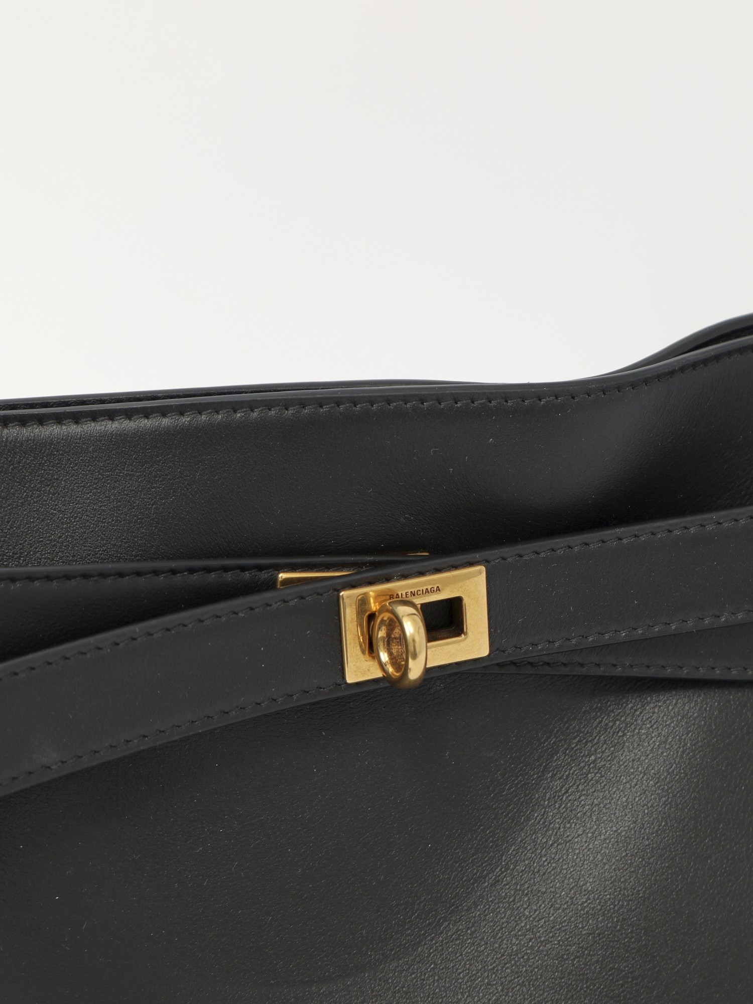 Balenciaga Bel Air 6