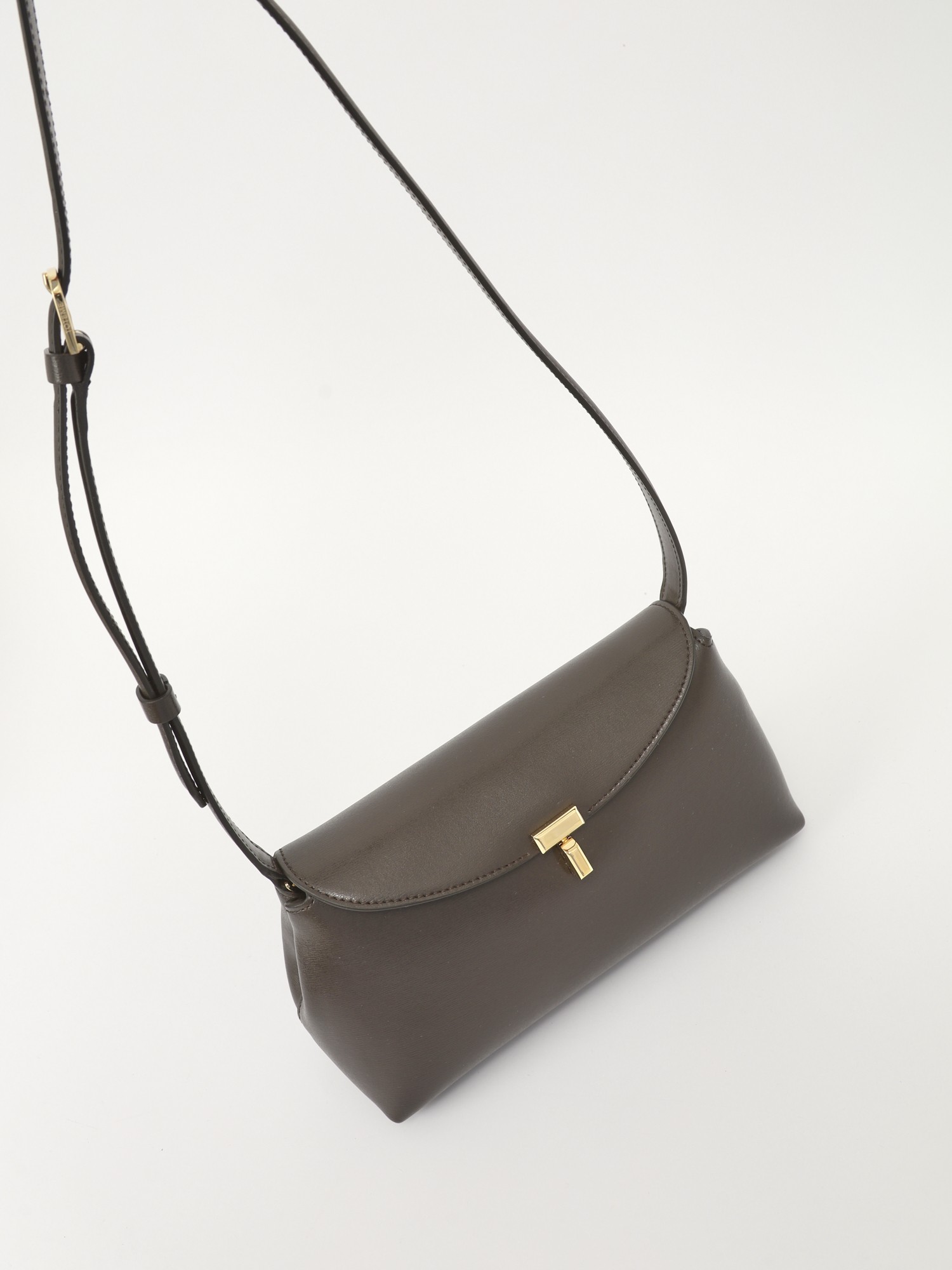 Toteme T-Lock  5