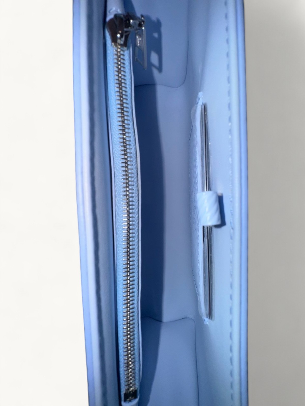 Louis Vuitton Twist 8