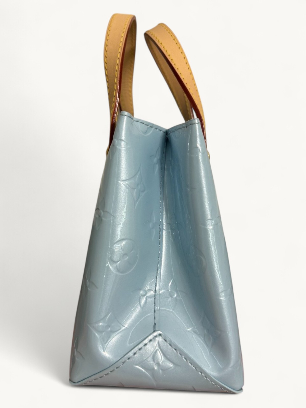 Louis Vuitton Reade 3