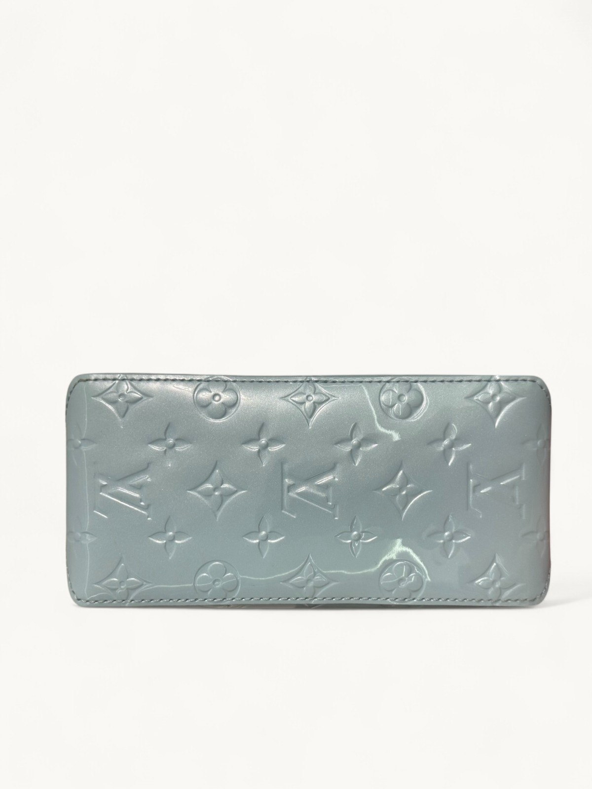 Louis Vuitton Reade 7