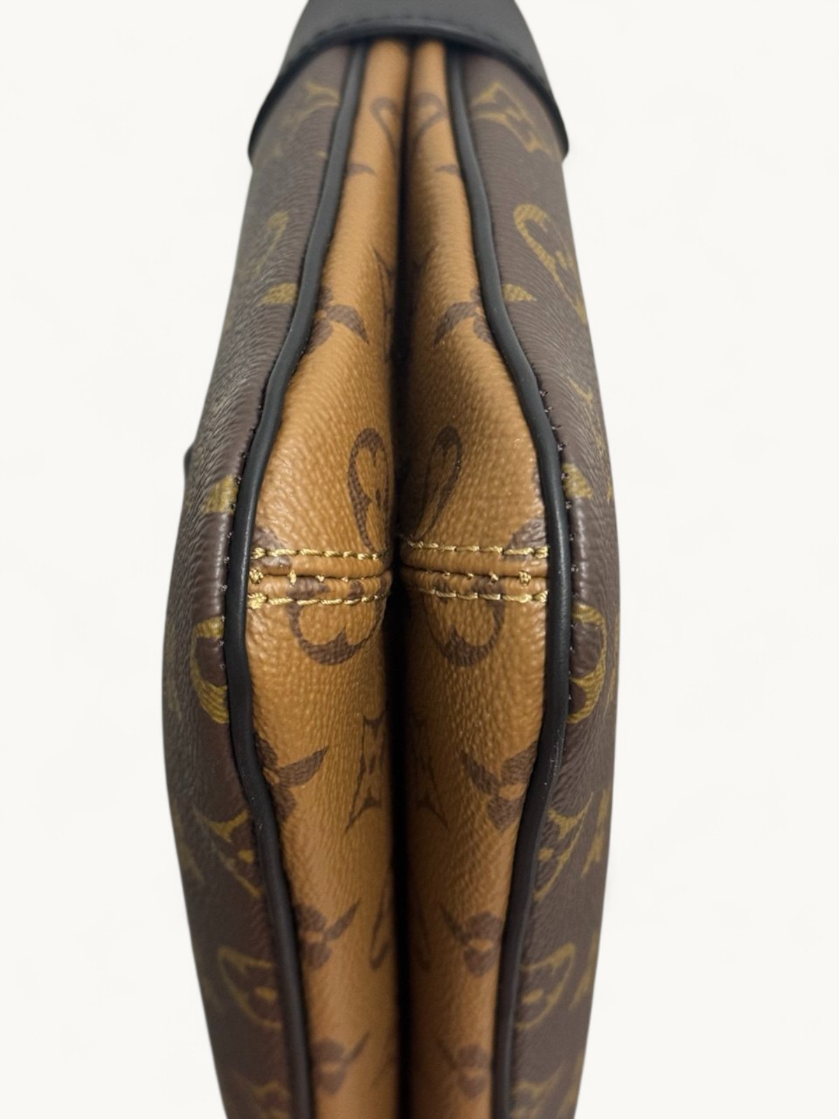 Louis Vuitton Twinny 7