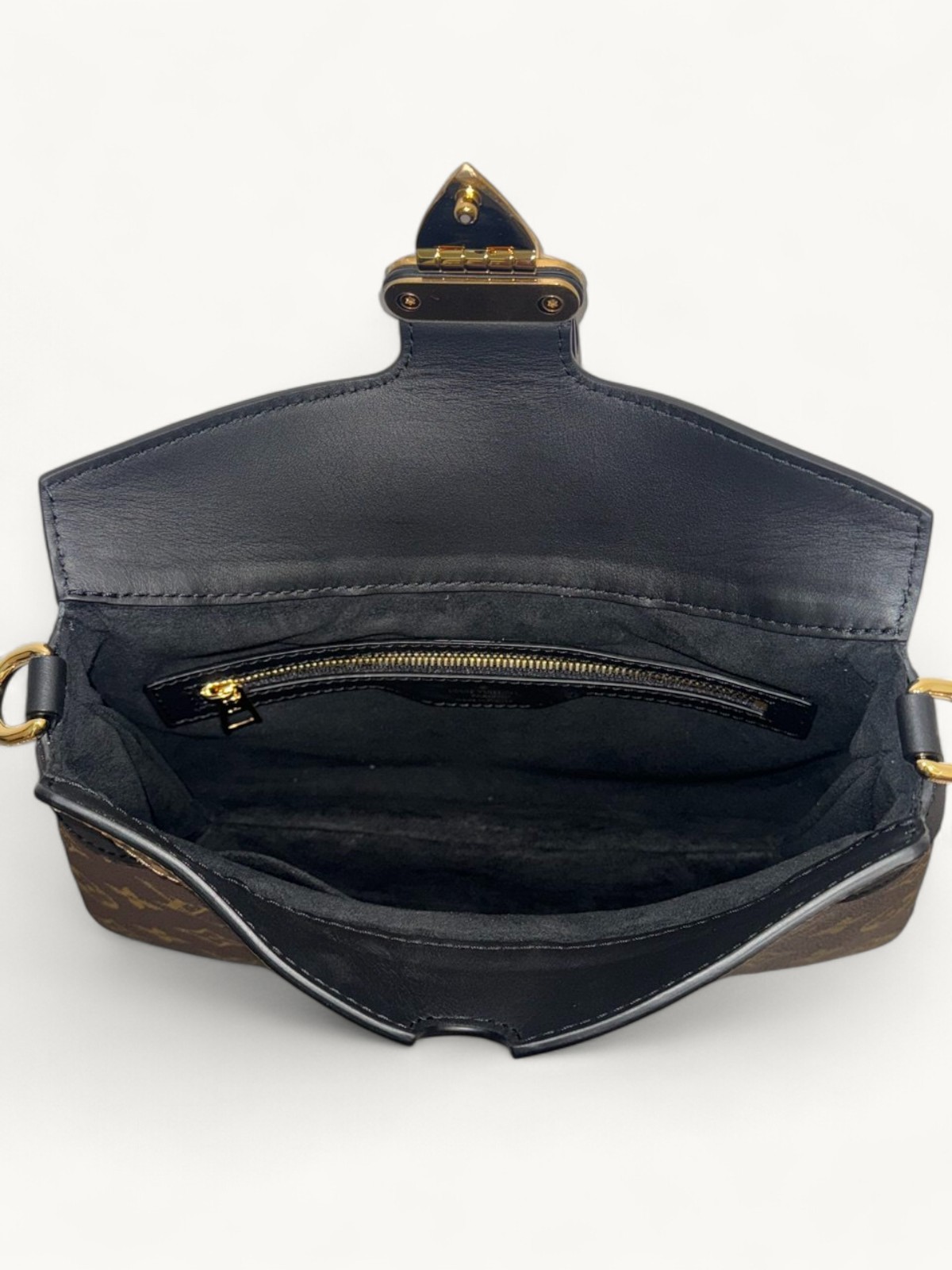 Louis Vuitton Twinny 11