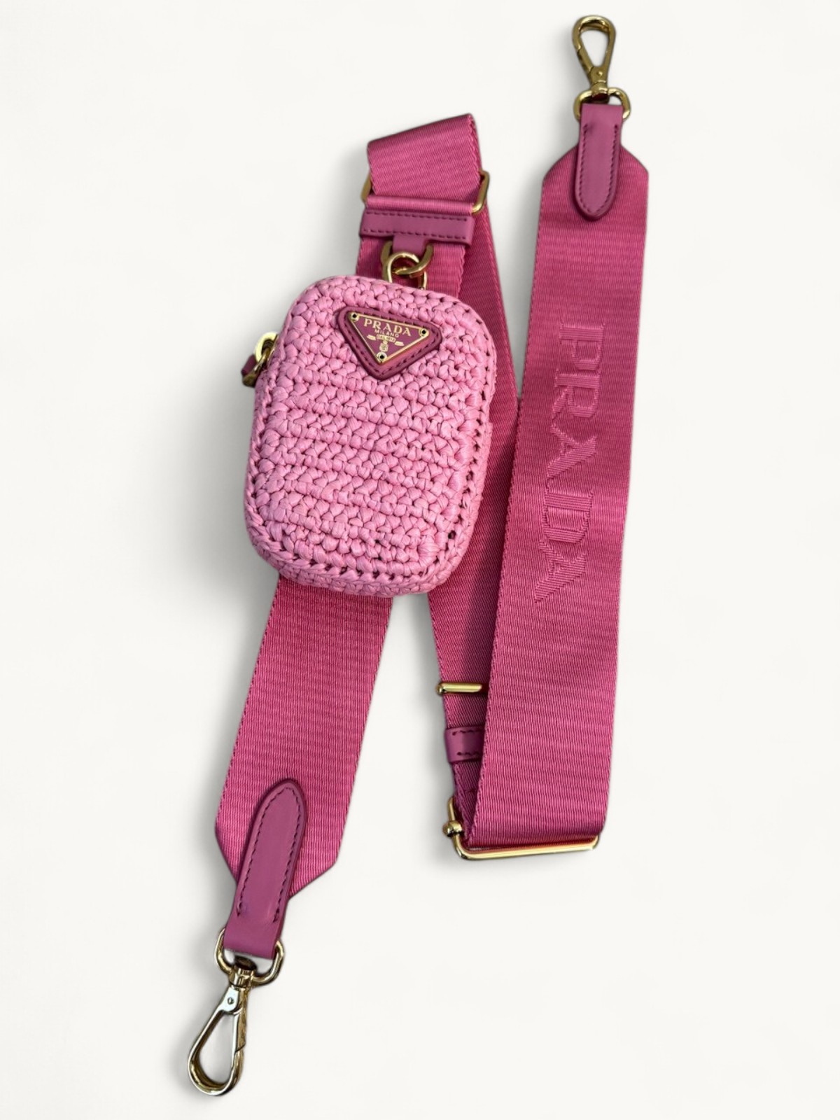 Prada Re-Edition 2005 8