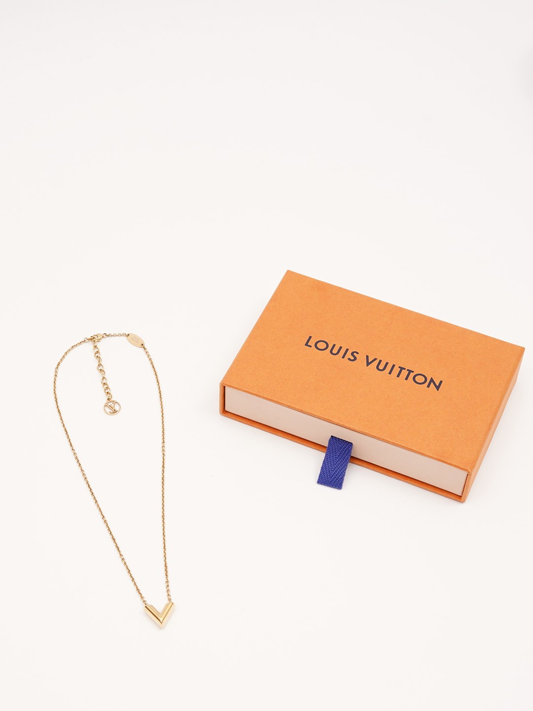 Louis Vuitton Necklace  5