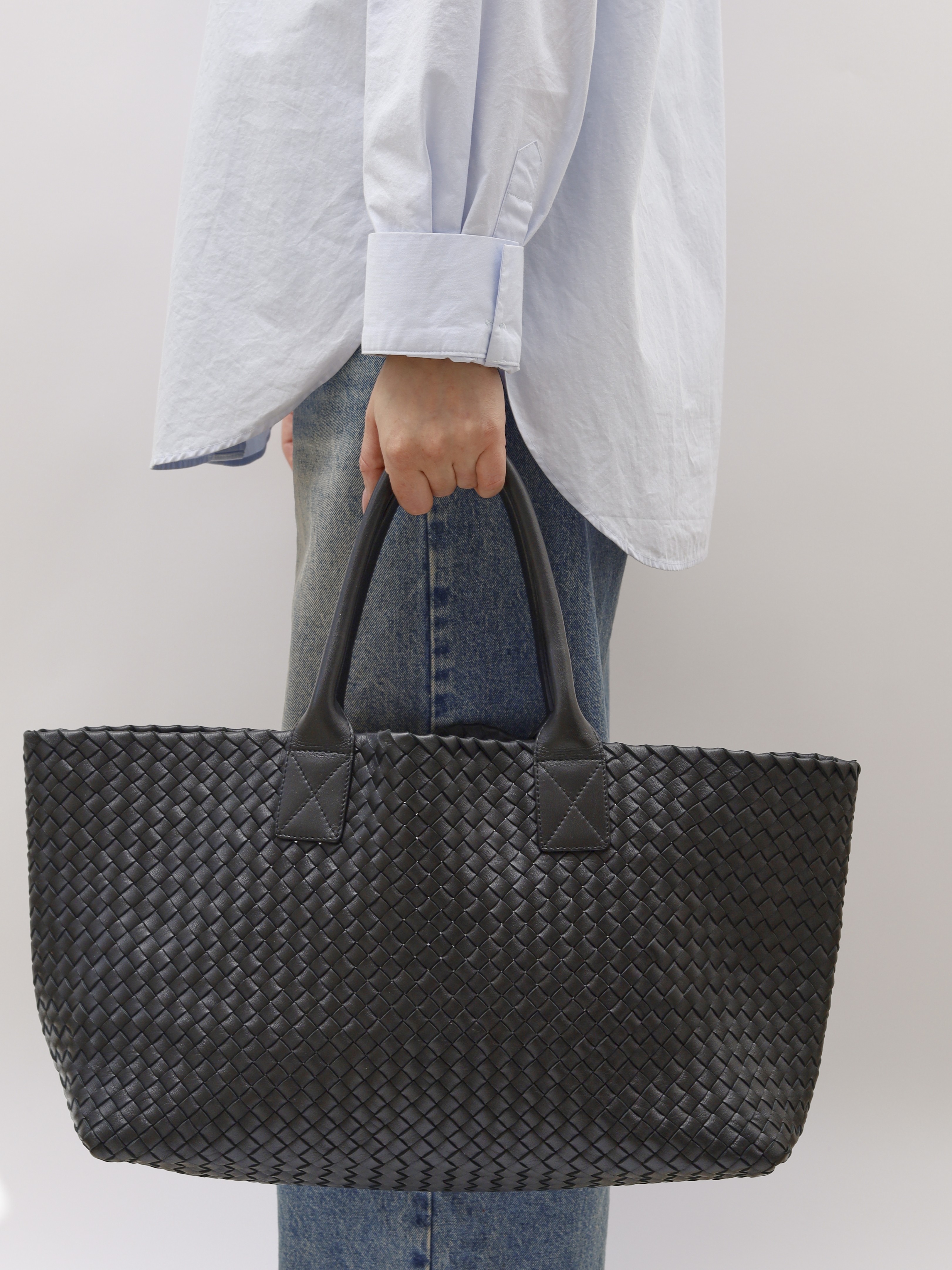 Bottega Veneta Cabat  2