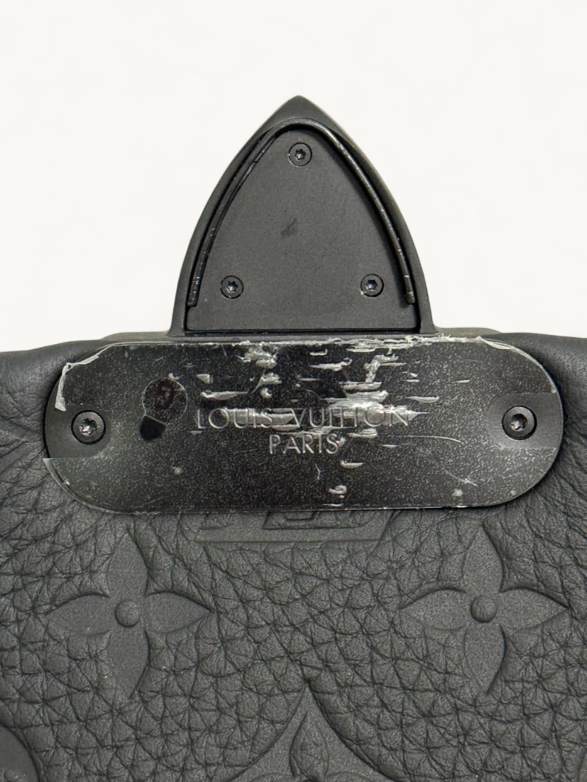 Louis Vuitton S-Cape Messenger 12