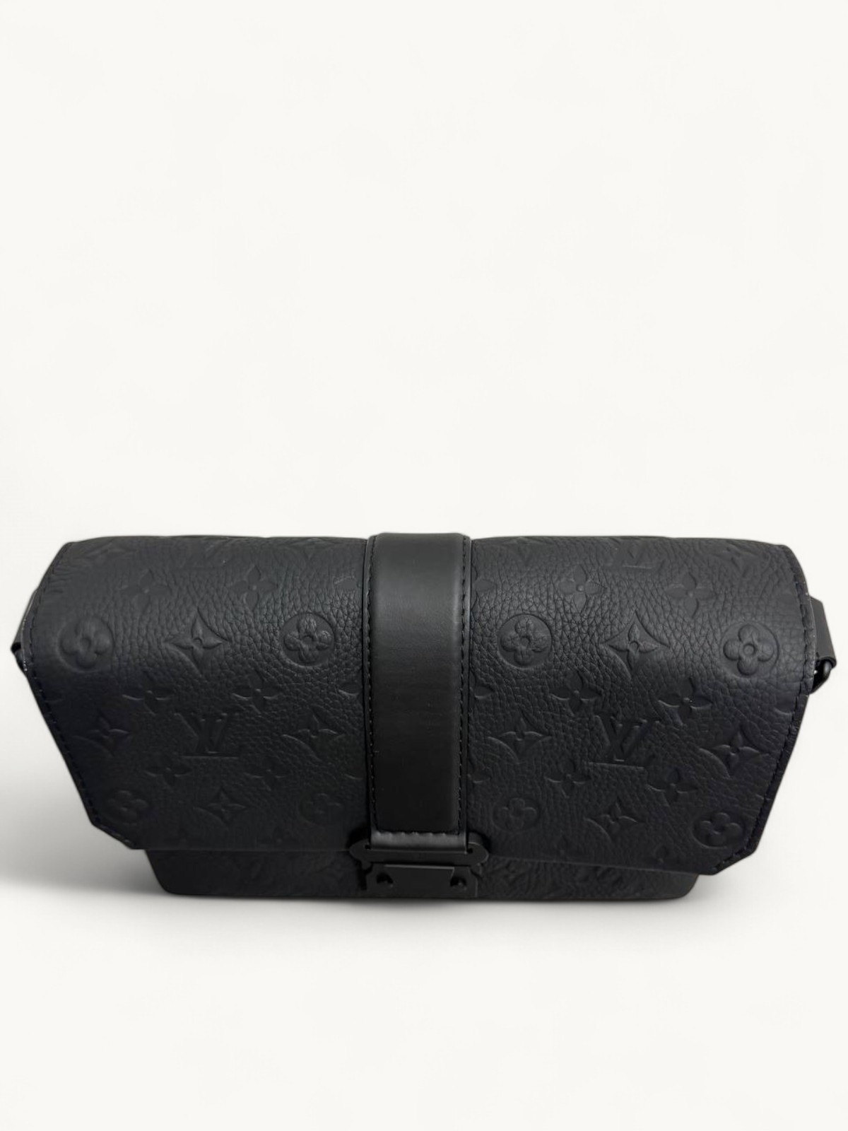 Louis Vuitton S-Cape Messenger 3