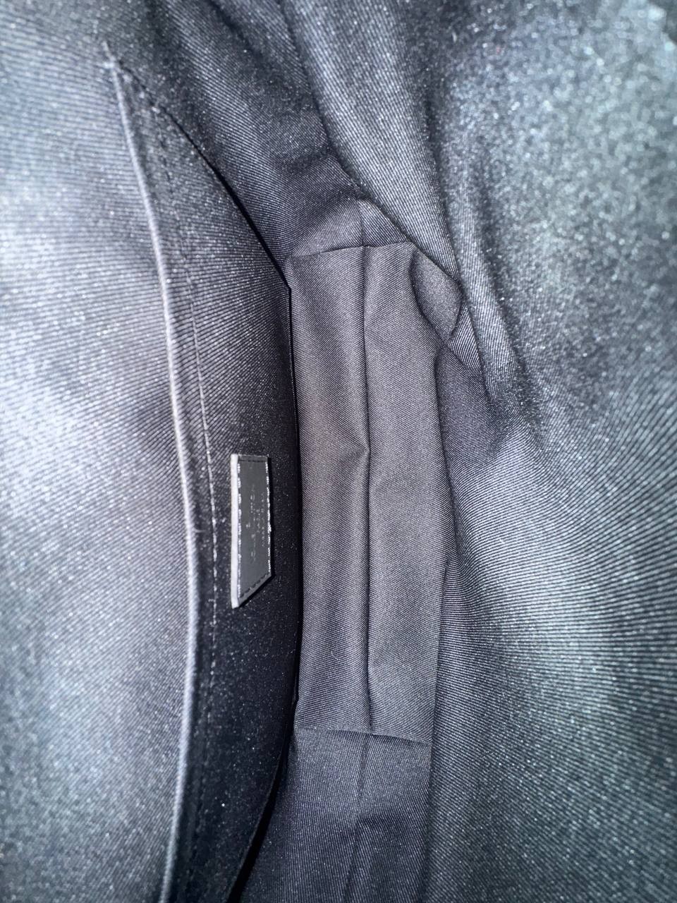 Louis Vuitton S-Cape Messenger 17