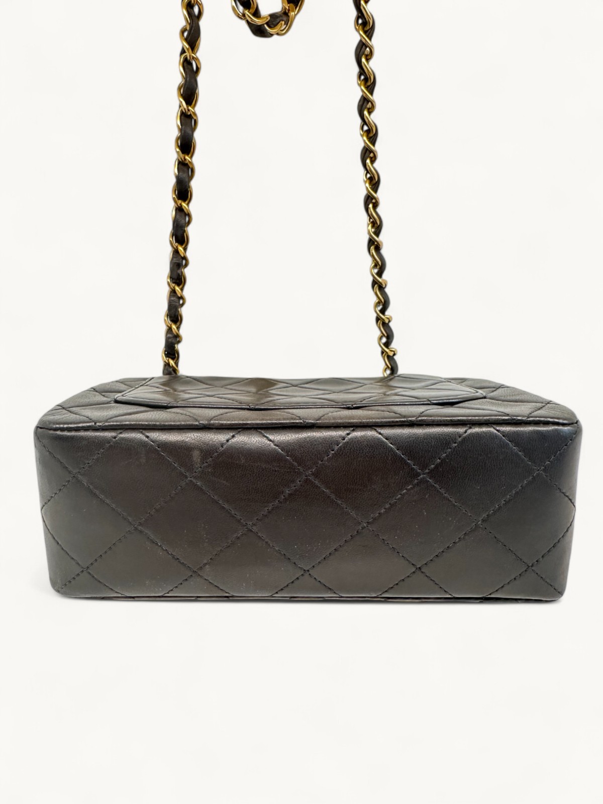 Chanel Timeless Classic 4