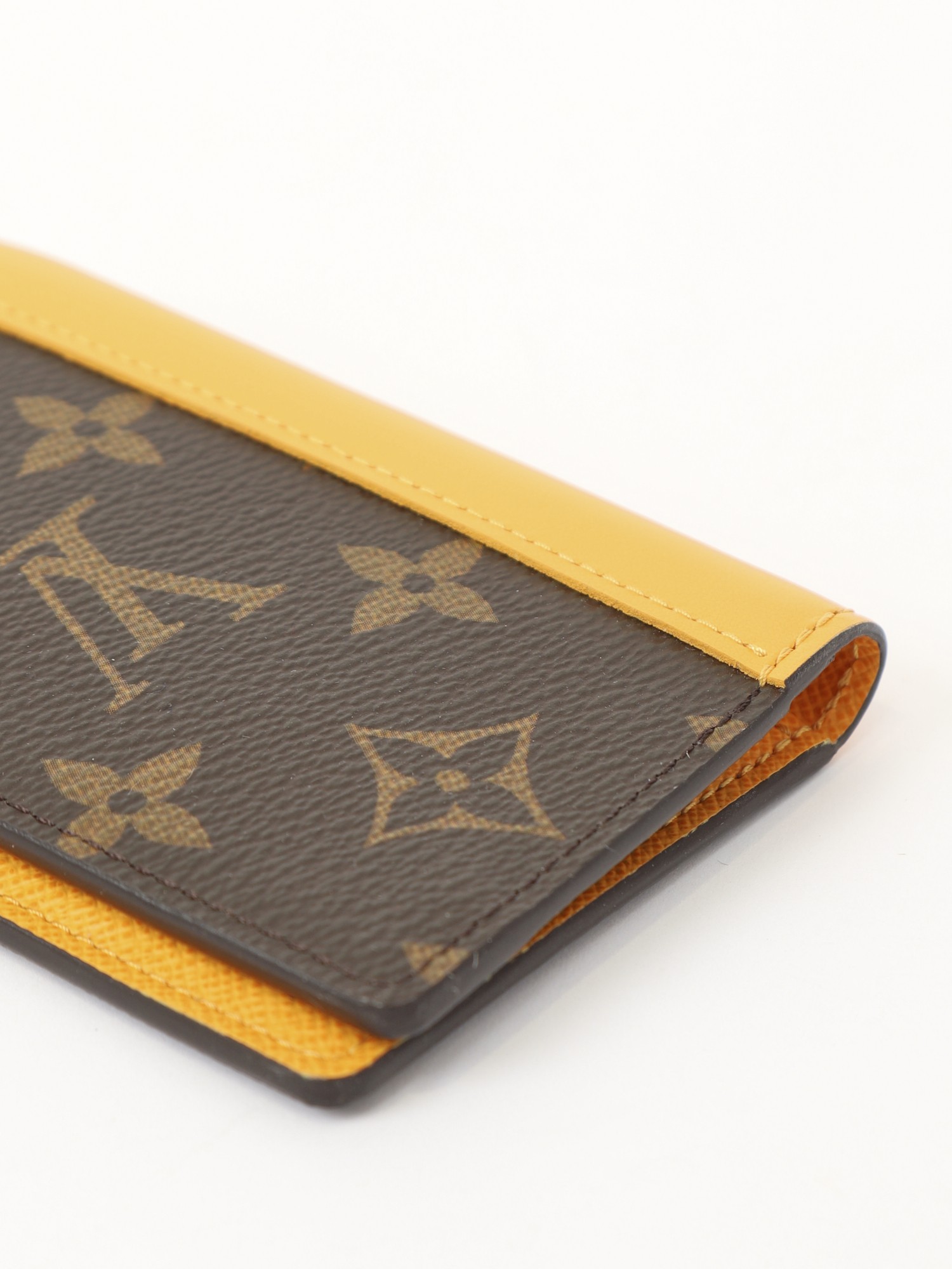 Louis Vuitton Cardholder 4