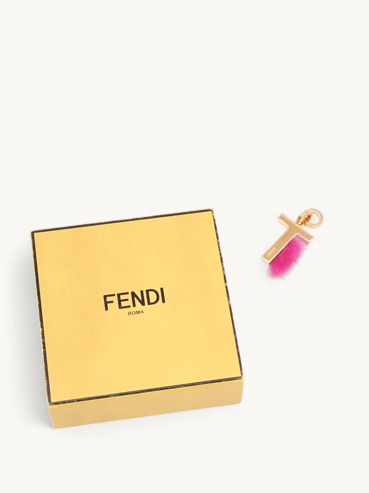 Fendi Charm  4