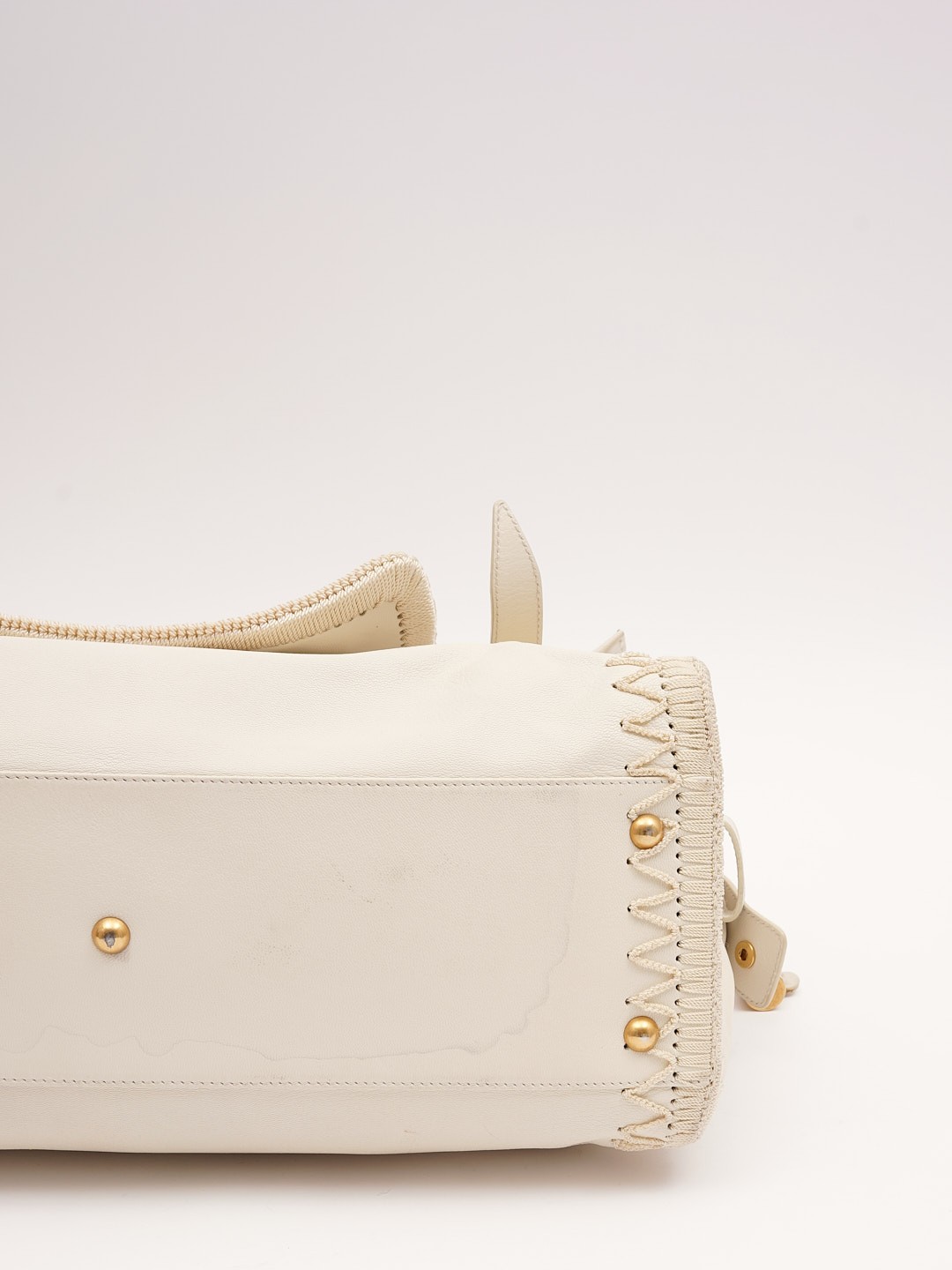 Saint Laurent Leather Bag 9