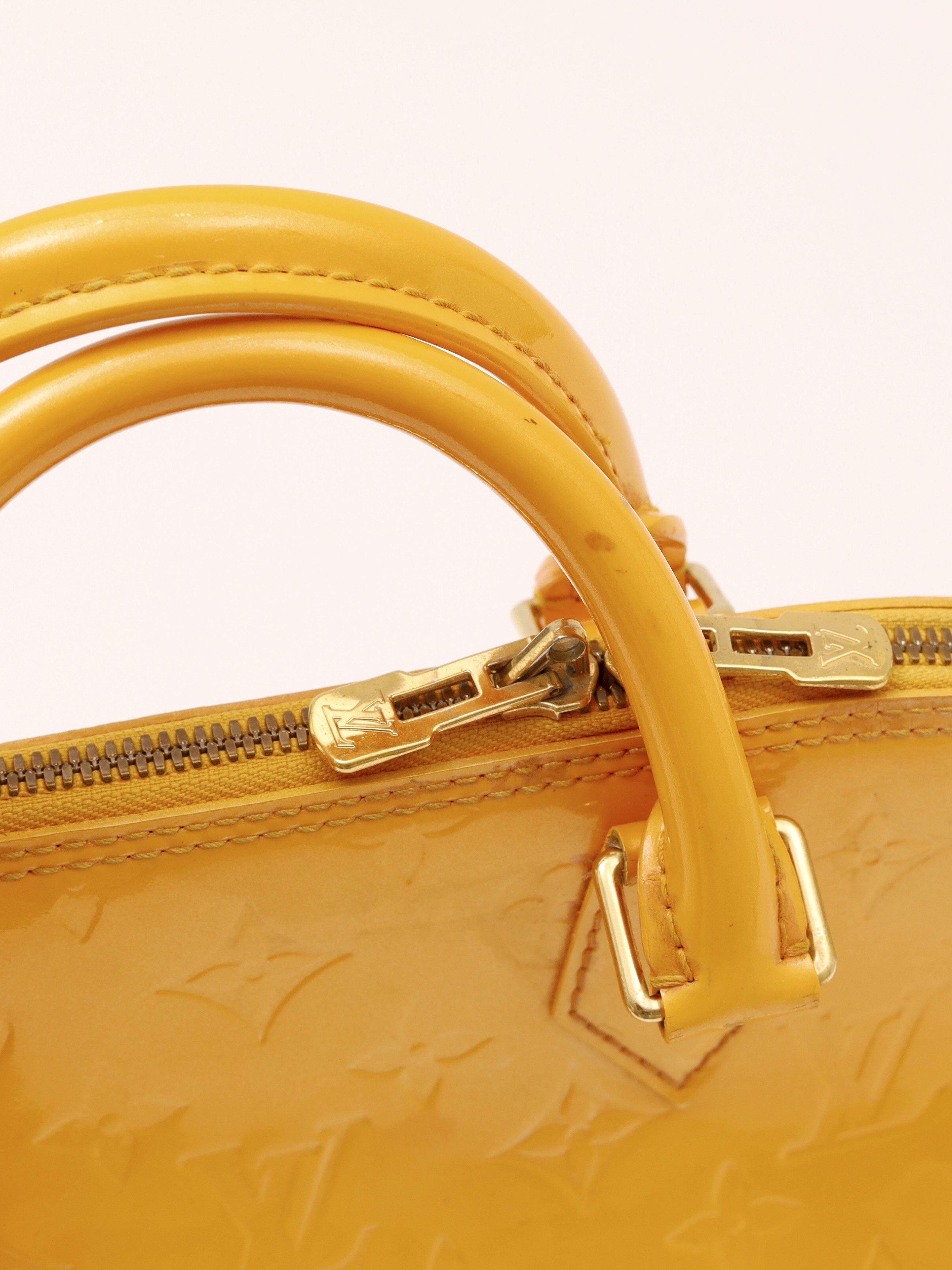 Louis Vuitton Alma 7