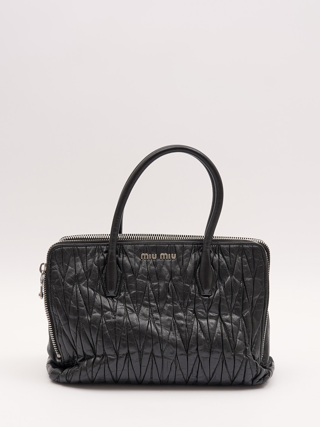 Сумки Miu Miu Leather Bag изображение #1