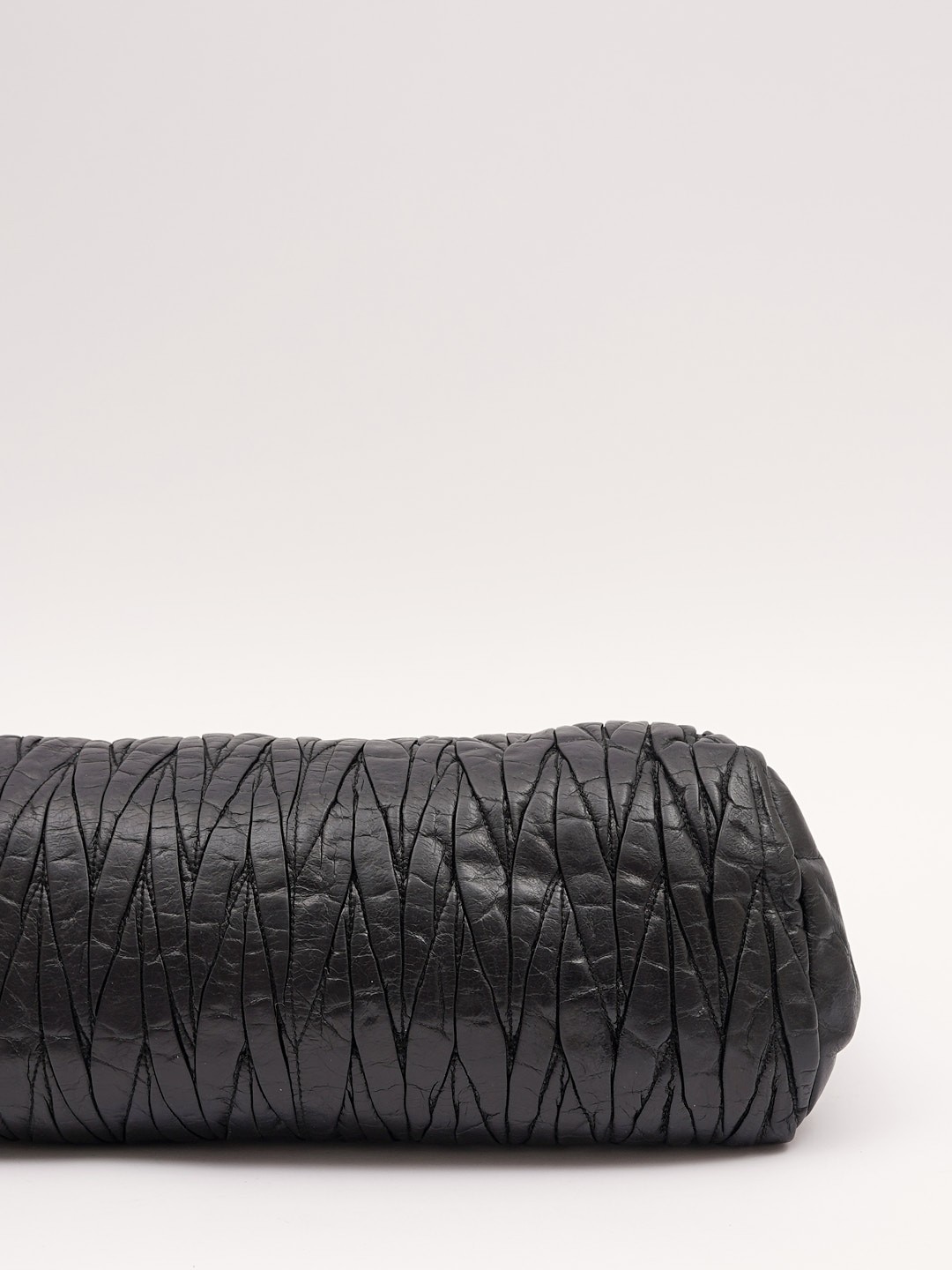 Сумки Miu Miu Leather Bag изображение #9