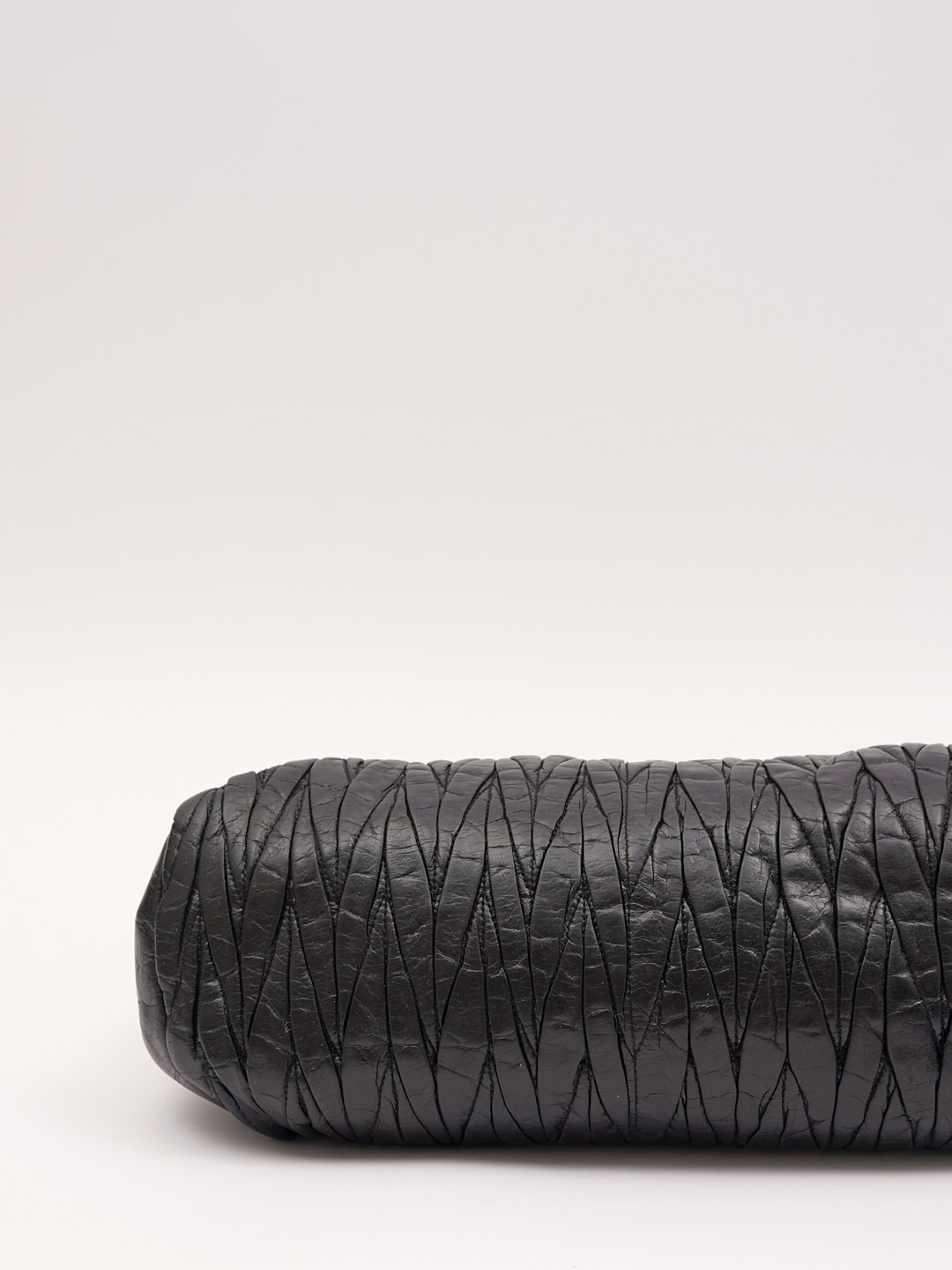 Сумки Miu Miu Leather Bag изображение #8