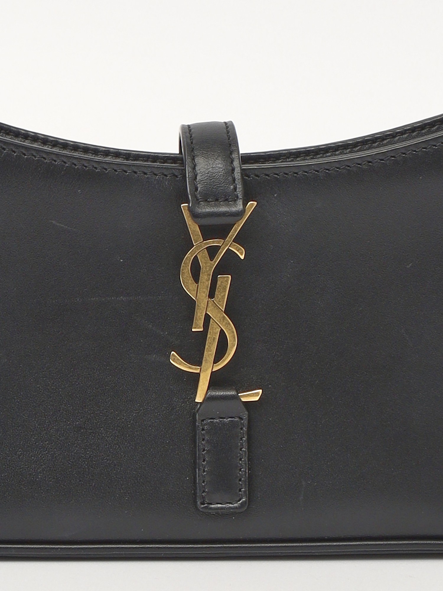 Saint Laurent Le 5 a 7 4