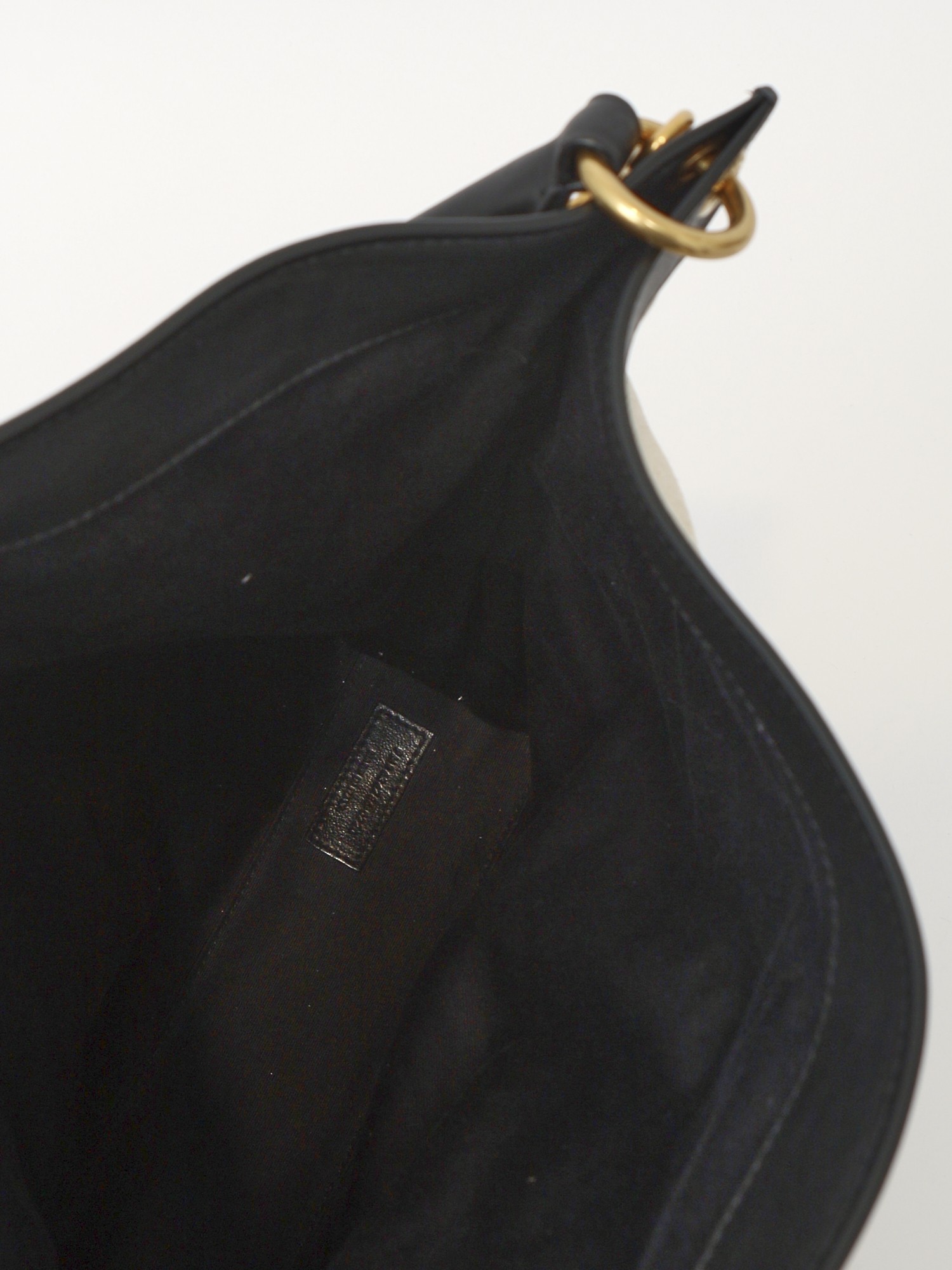 Saint Laurent Tag 11