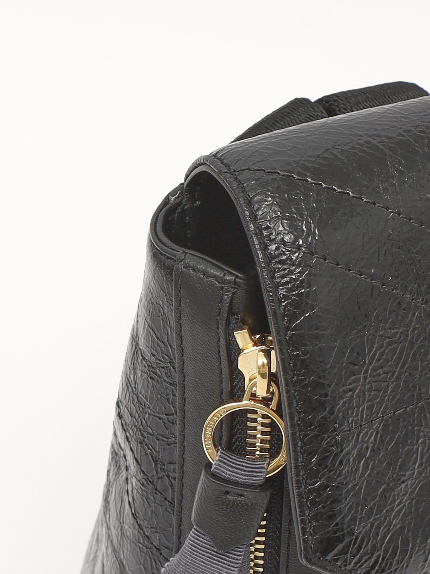 Givenchy ID  5