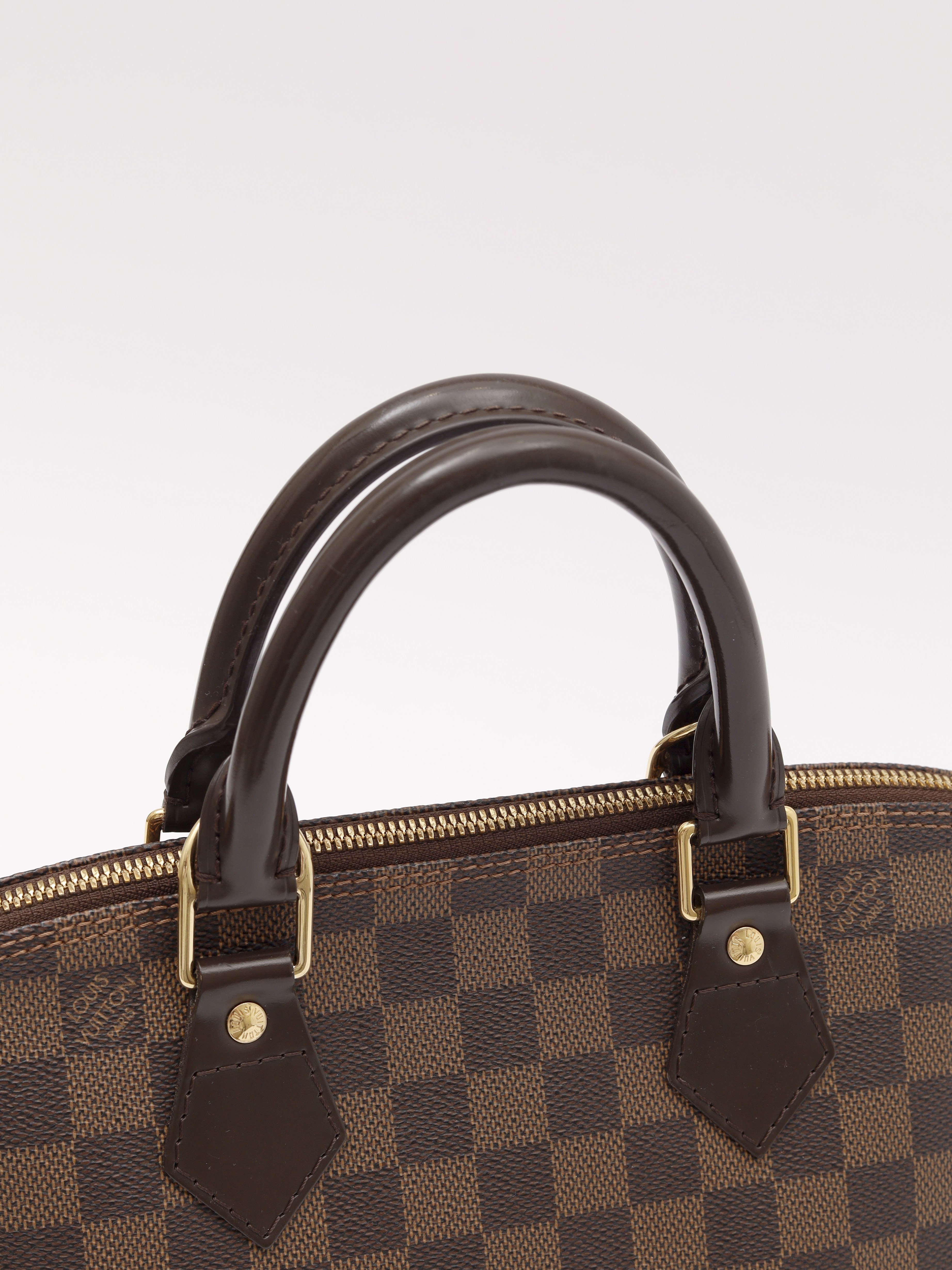 Louis Vuitton Alma 4